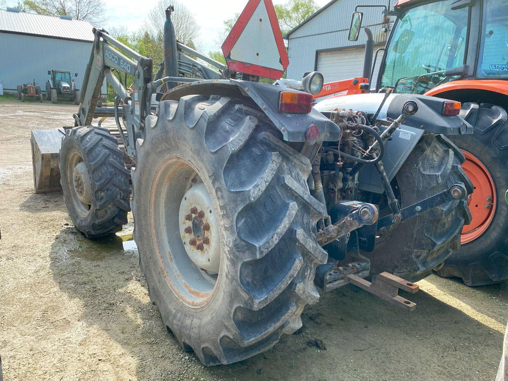 1998 AGCO White 6065 Tractor