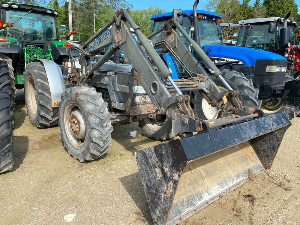 1998 AGCO White 6065 Tractor