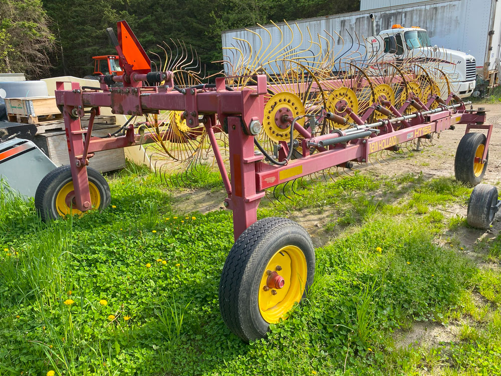 2008 New Holland HT152 Rake