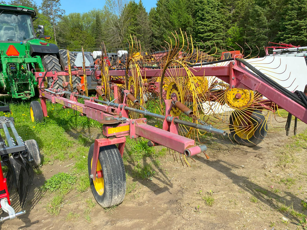 2008 New Holland HT152 Rake