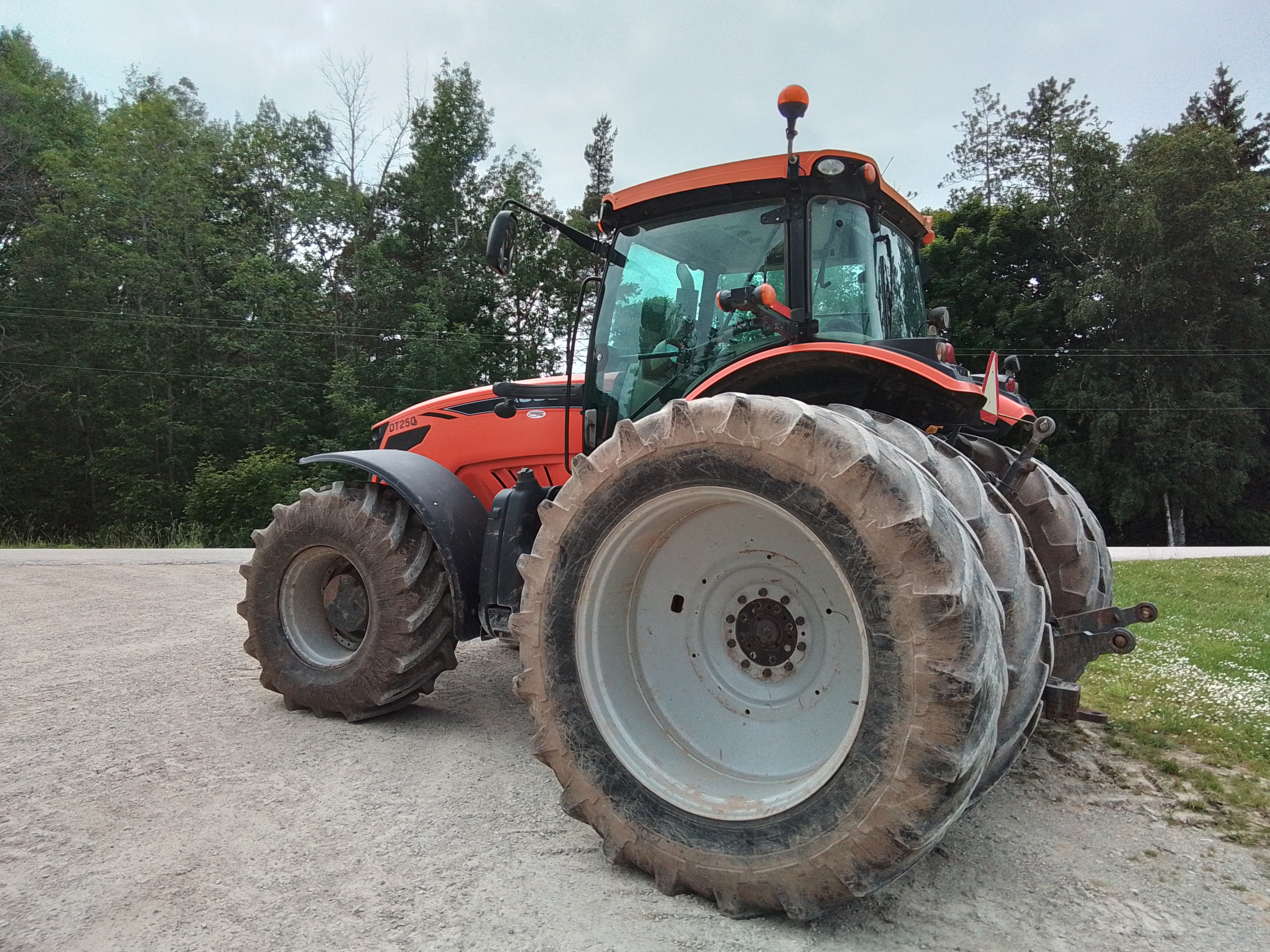 2009 AGCO DT250B Tractor