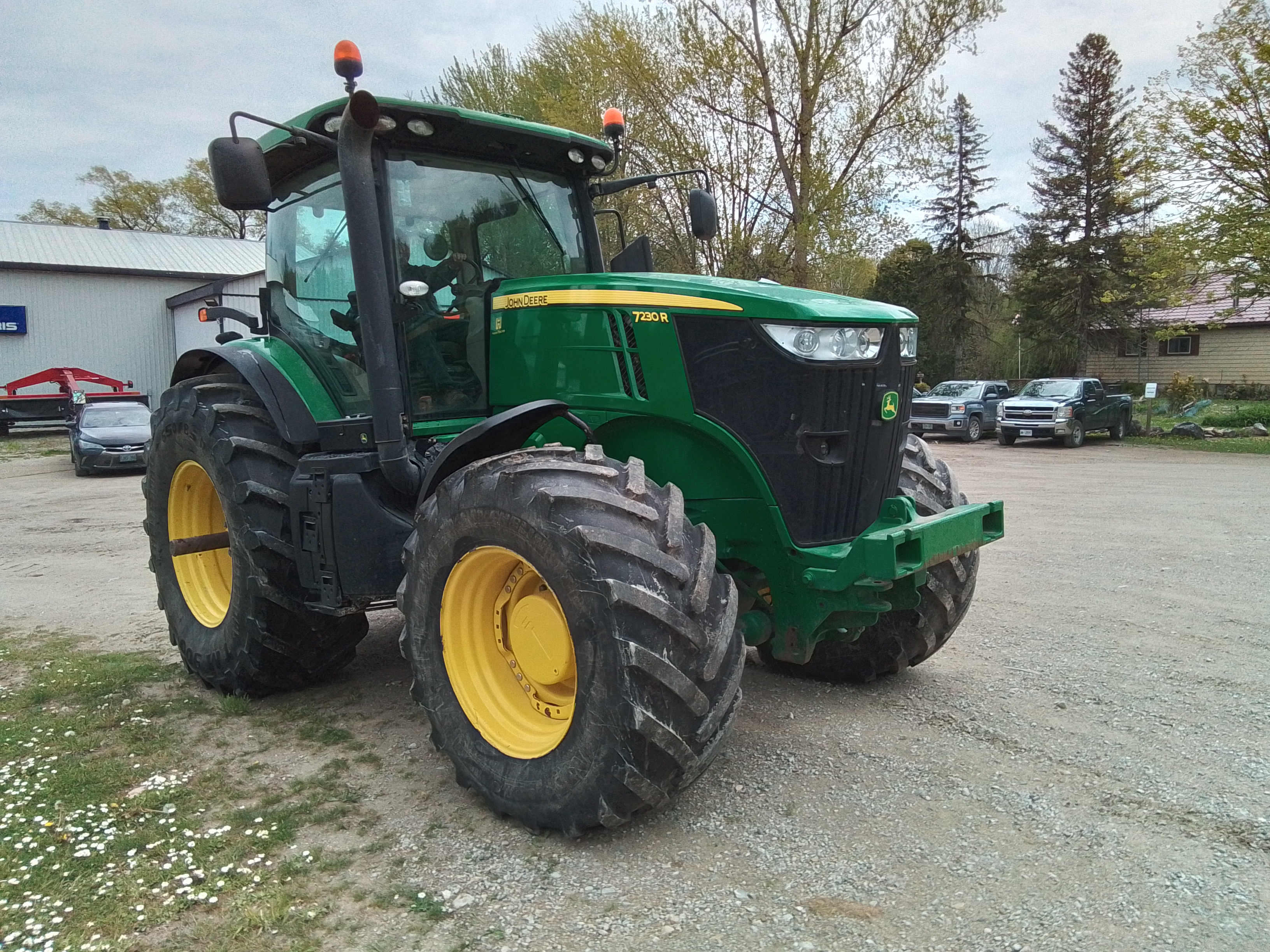 2012 John Deere 7230R Tractor