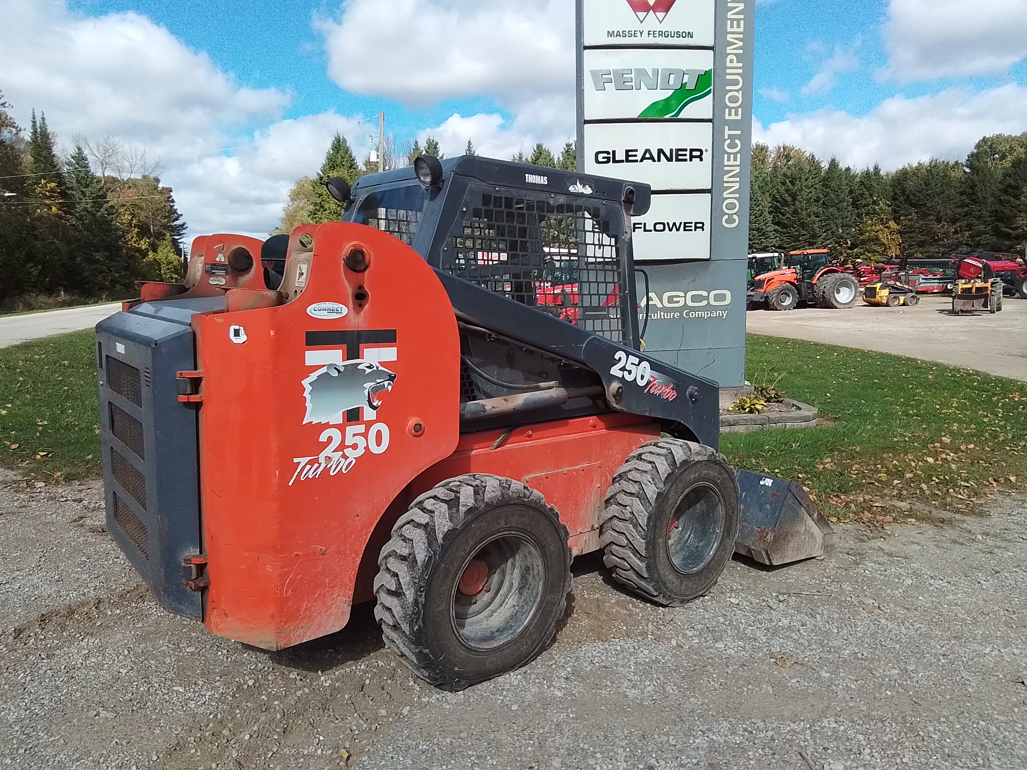 Misc L250 Skid Steer Loader