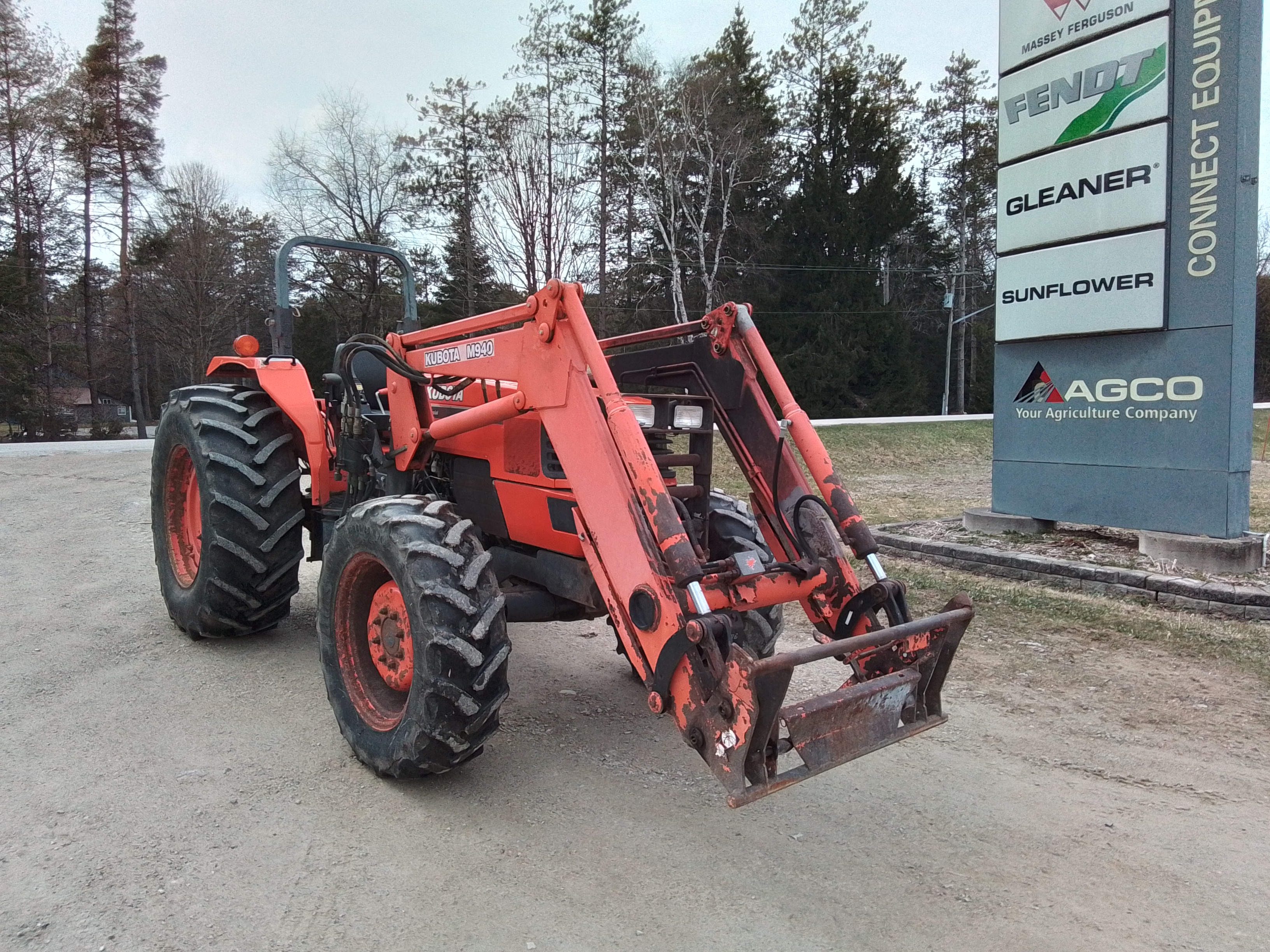 2009 Kubota M8200 Tractor
