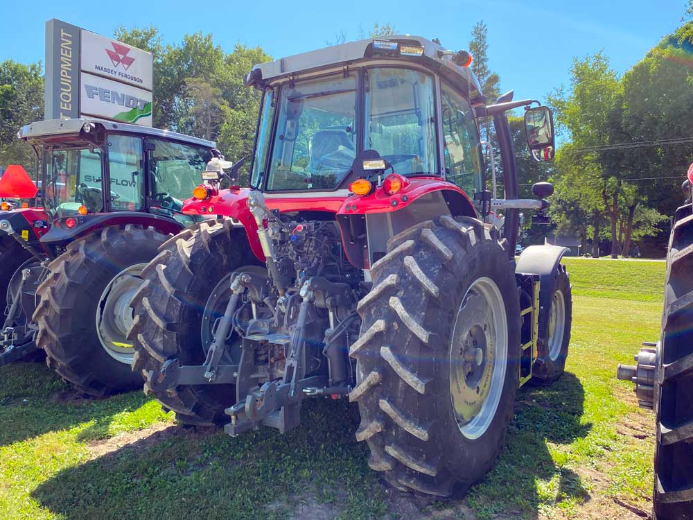 Massey Ferguson 6S.165 Tractor