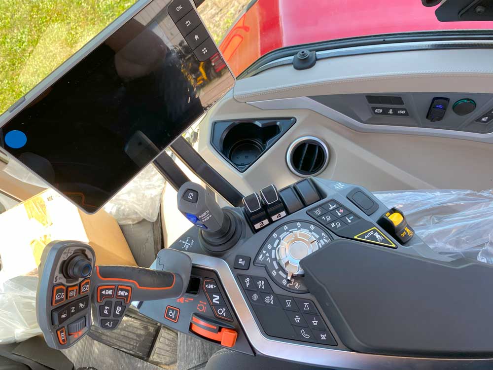 Massey Ferguson 8S.245 Tractor