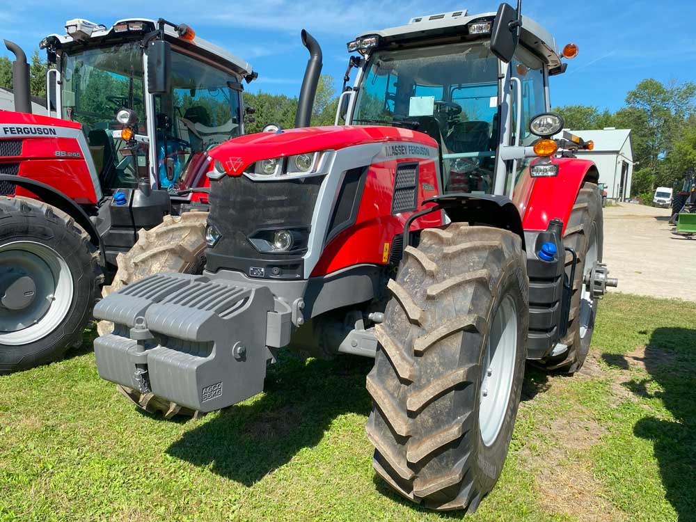 Massey Ferguson 7S.165 Tractor