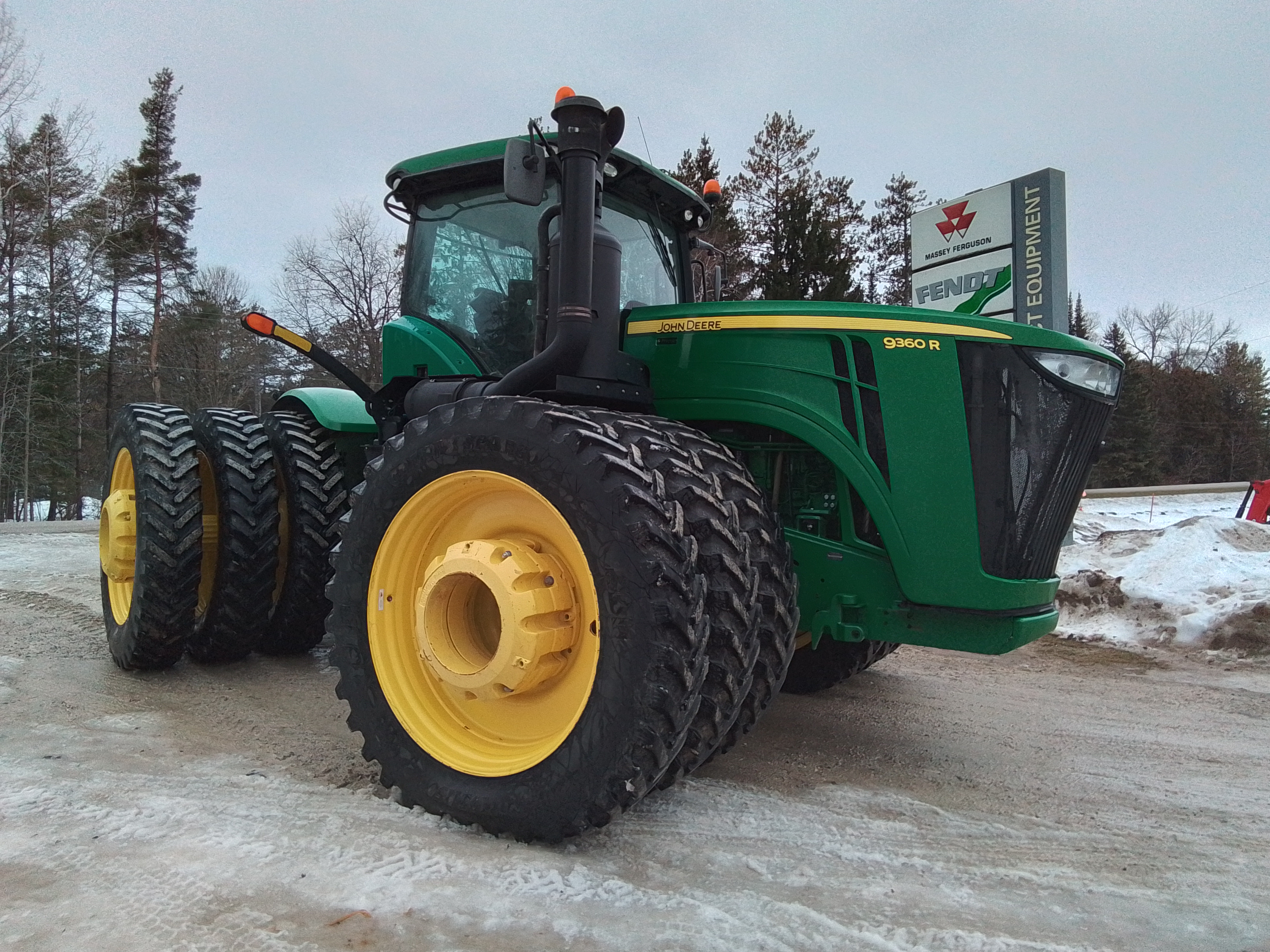 2013 John Deere 9360R Tractor