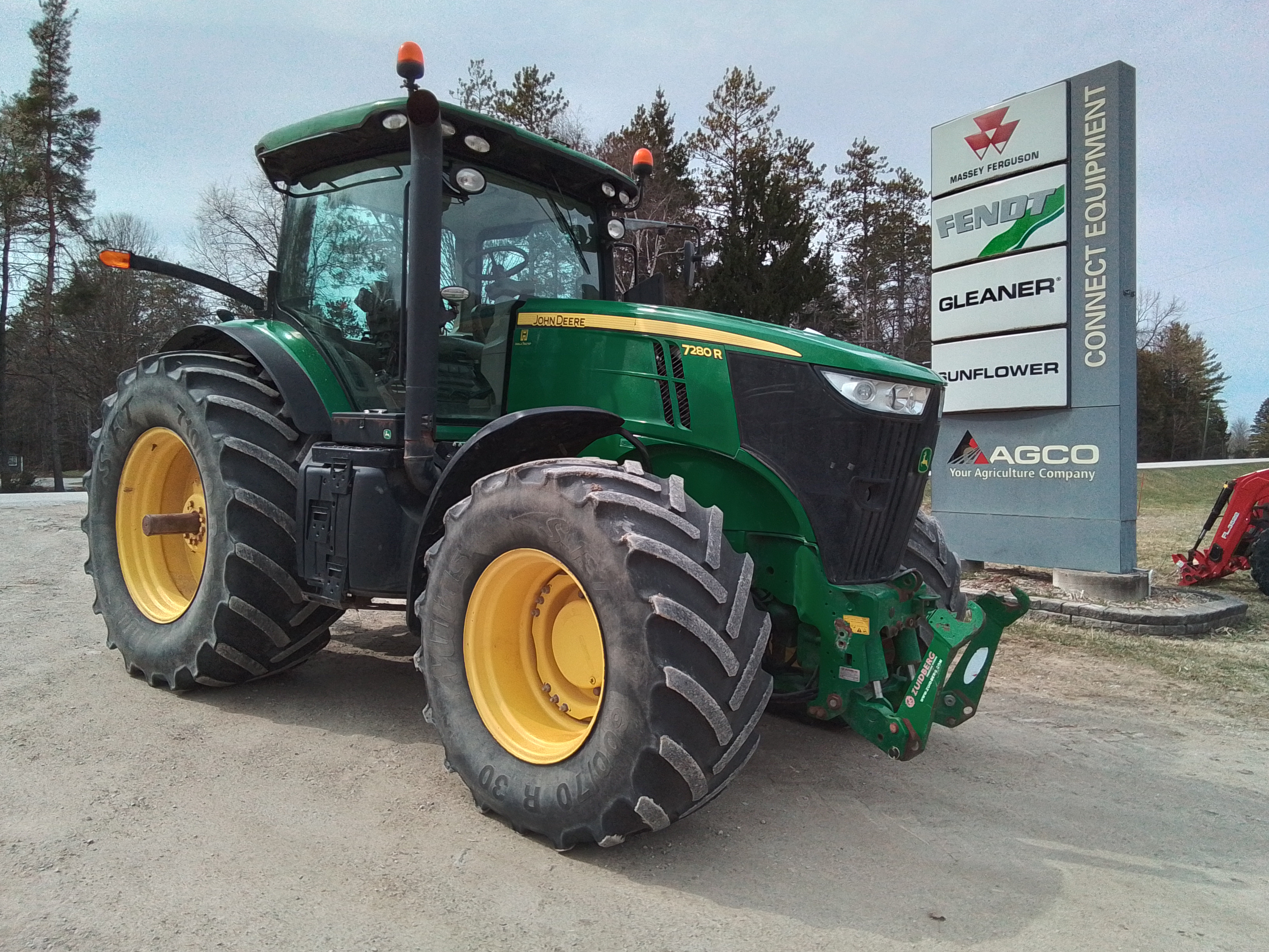 2012 John Deere 7280R Tractor