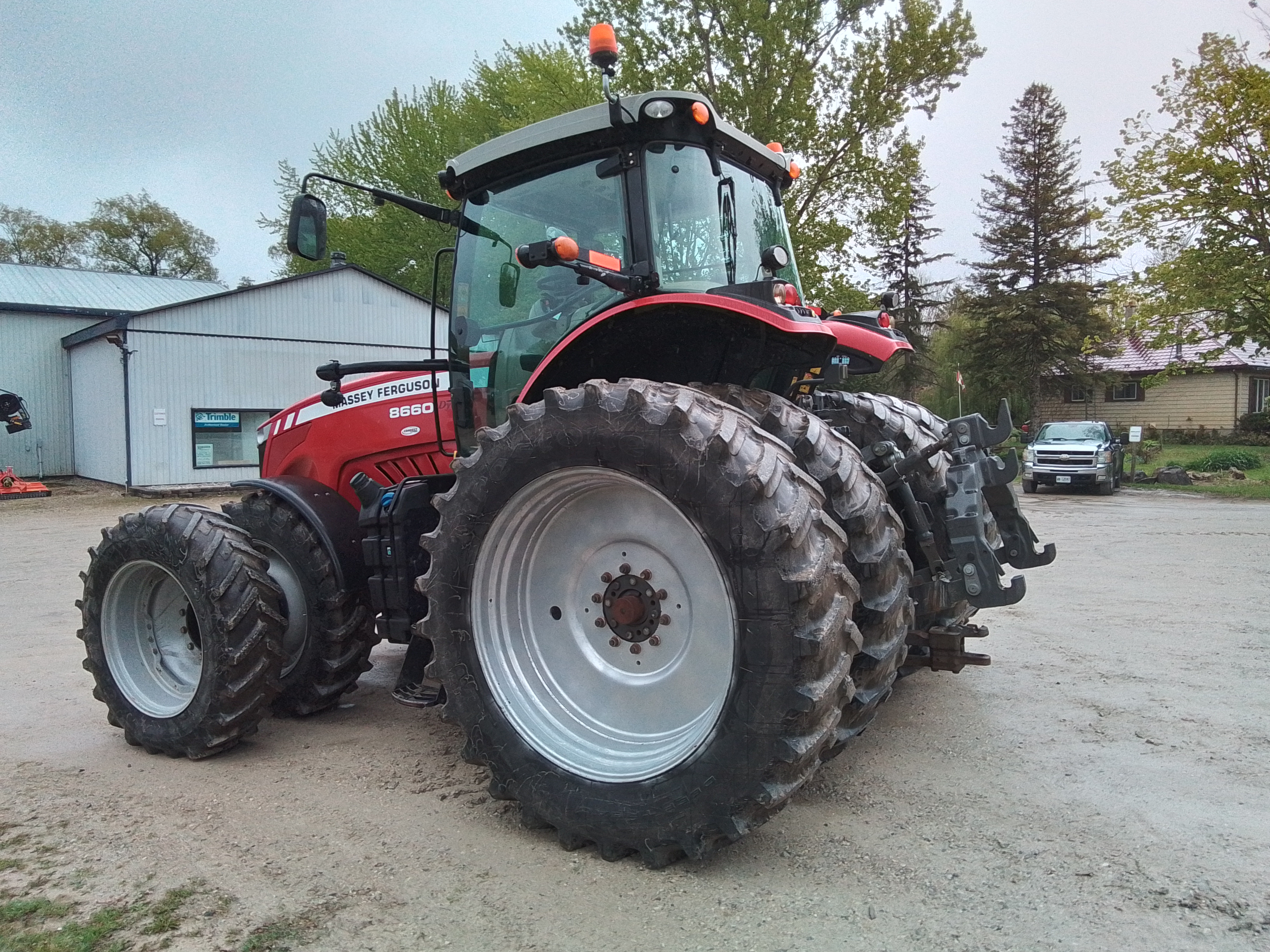 2013 Massey Ferguson 8660 Tractor
