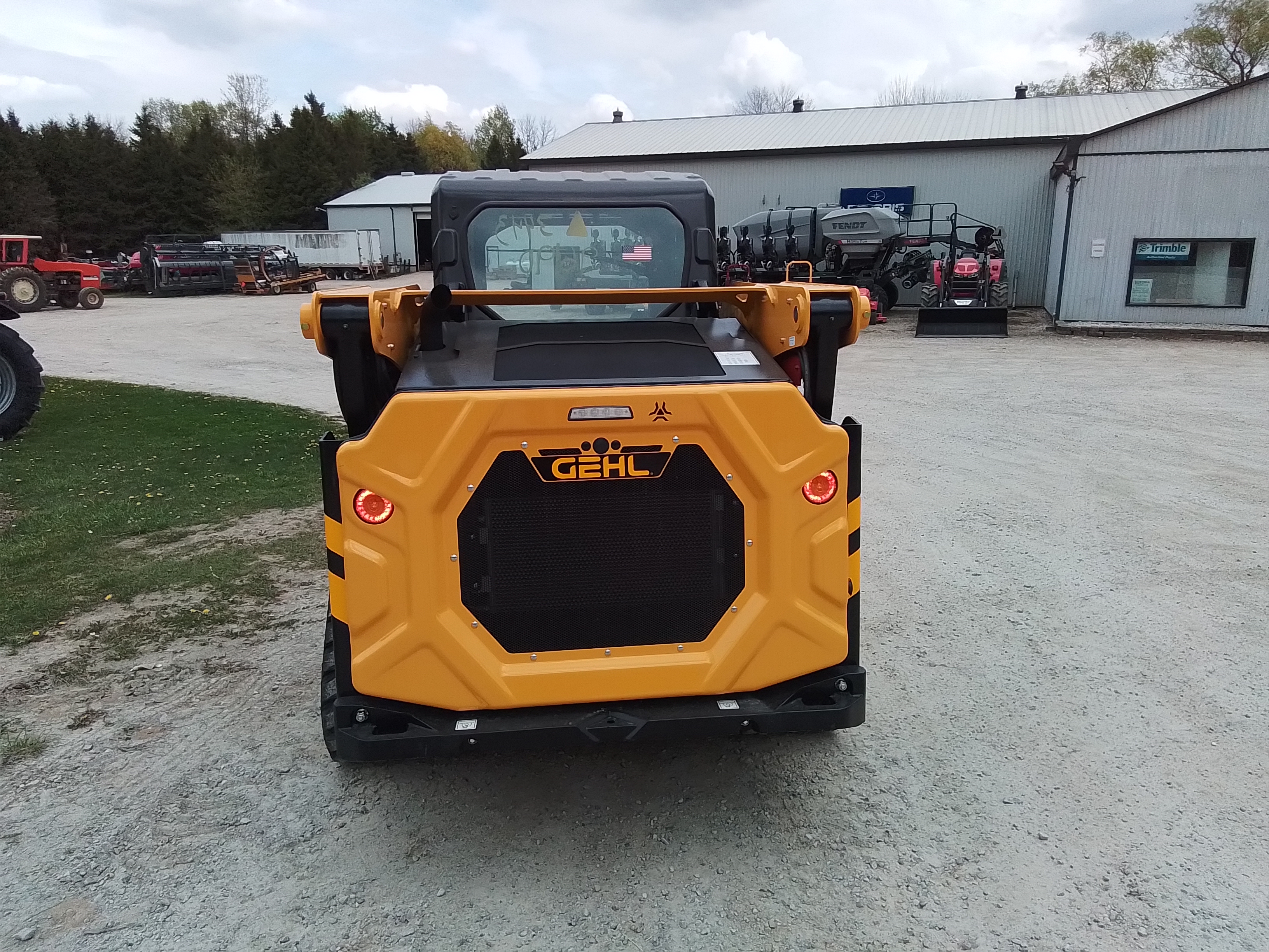 Gehl VT210 Compact Track Loader
