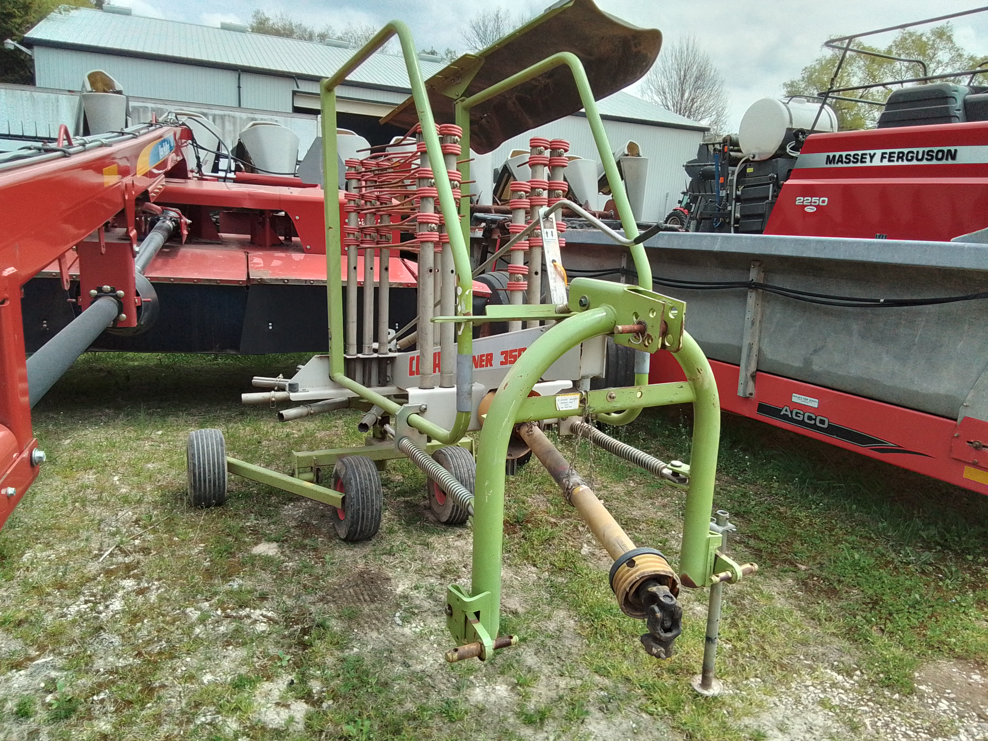 CLAAS 350 Rake