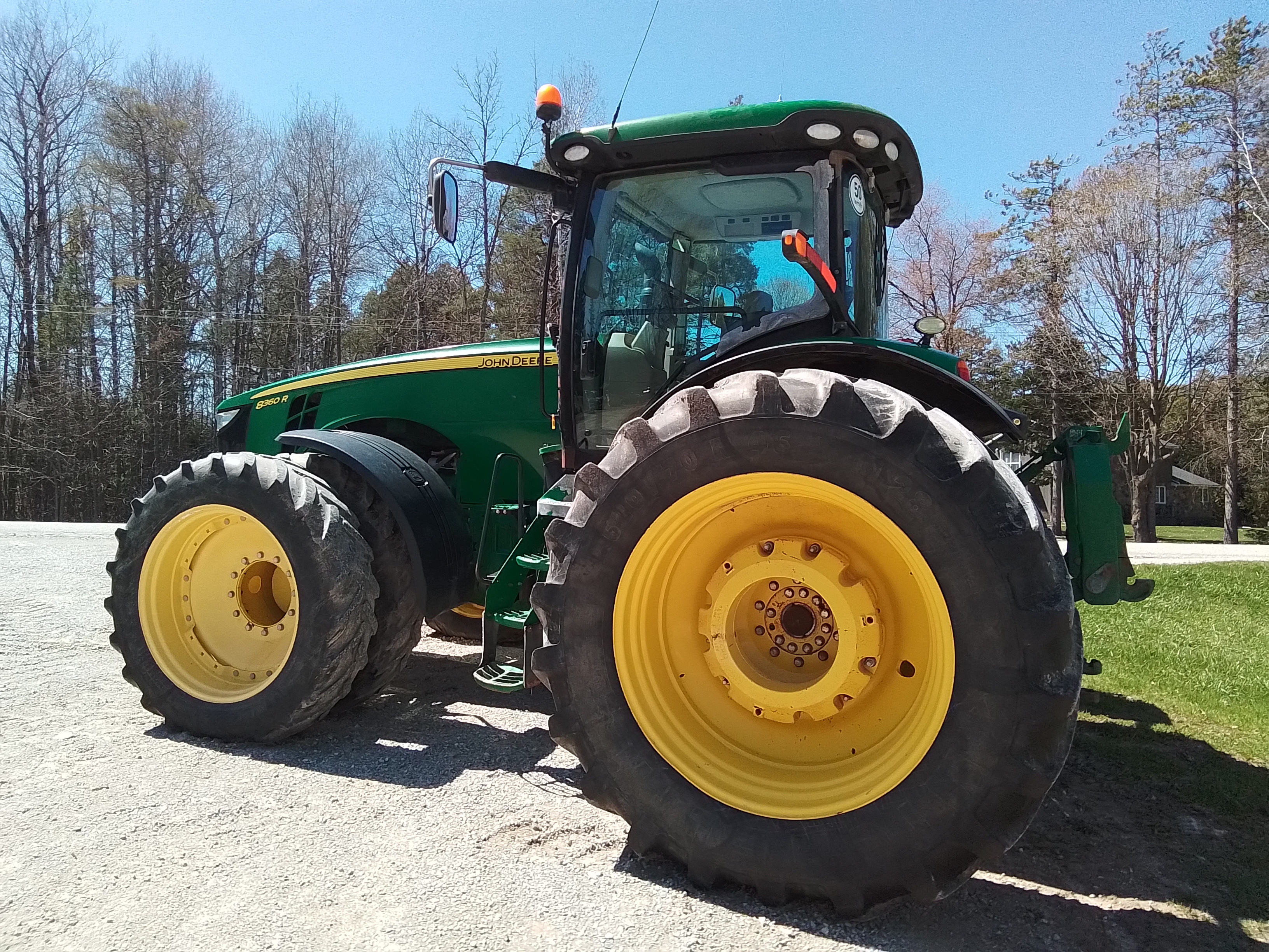 2013 John Deere 8360R Tractor