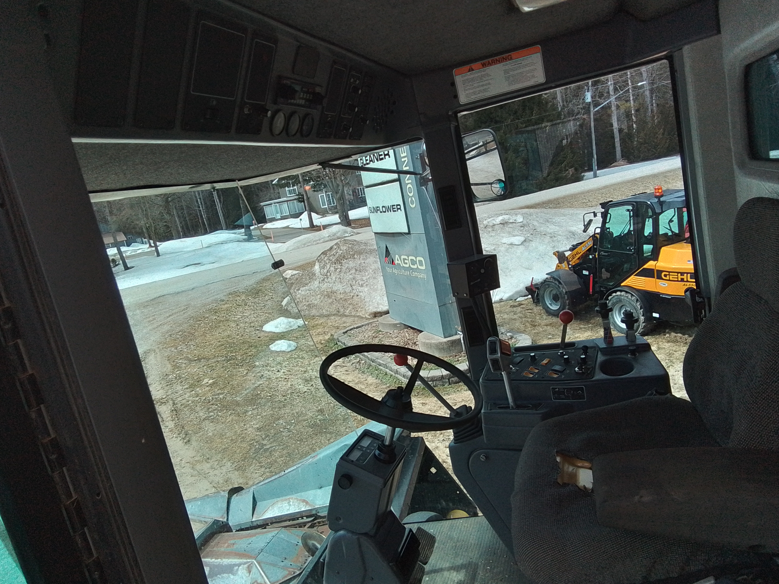 1996 Gleaner R42 Combine