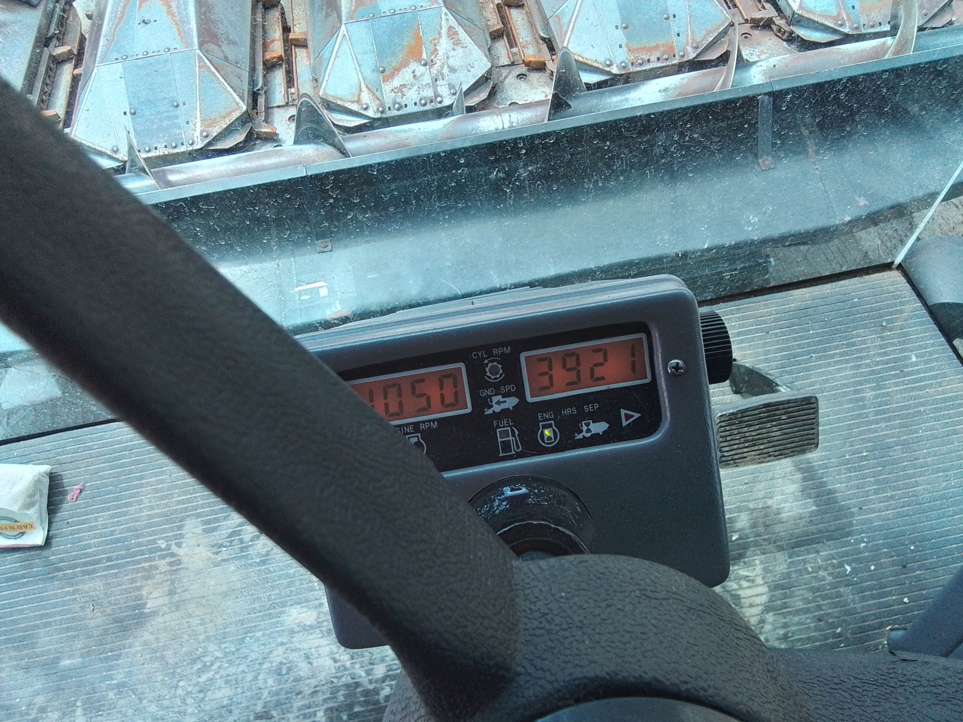 1996 Gleaner R42 Combine