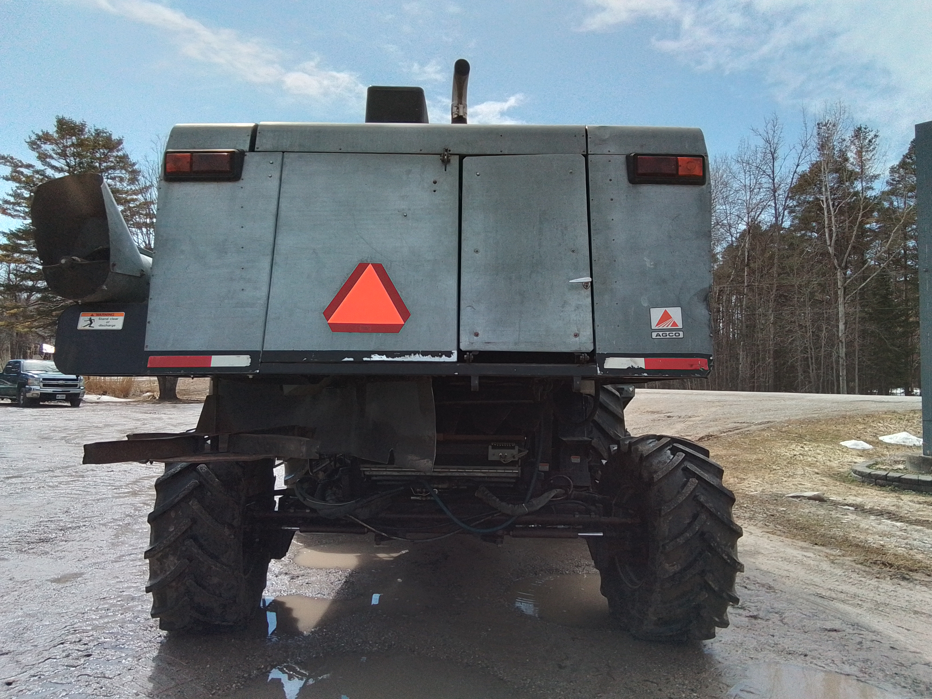 1996 Gleaner R42 Combine
