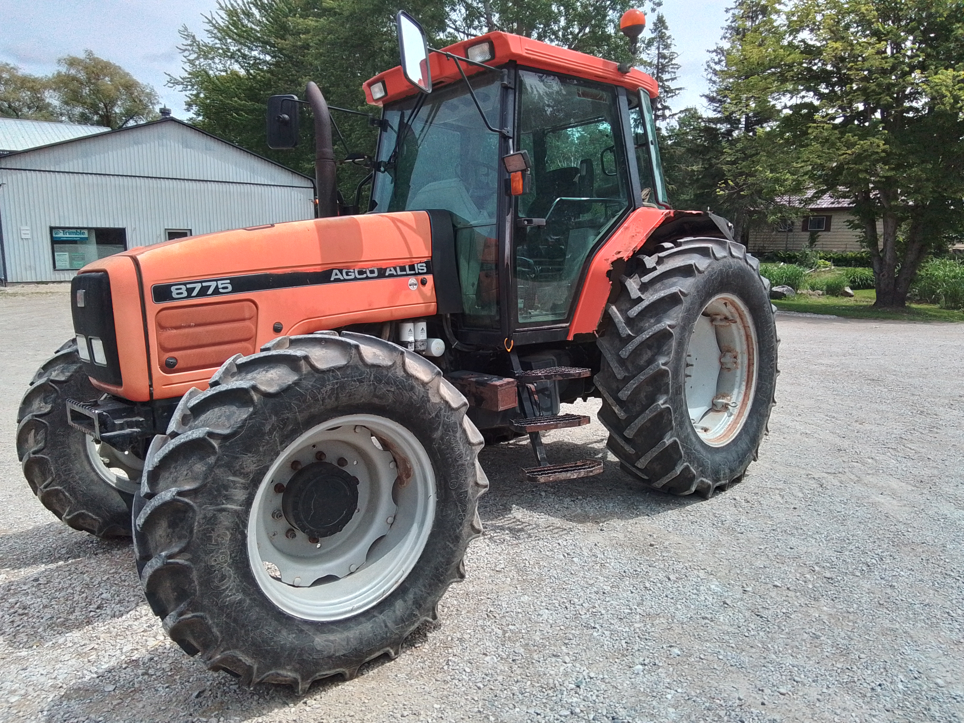 1997 AGCO Allis 8775 Tractor