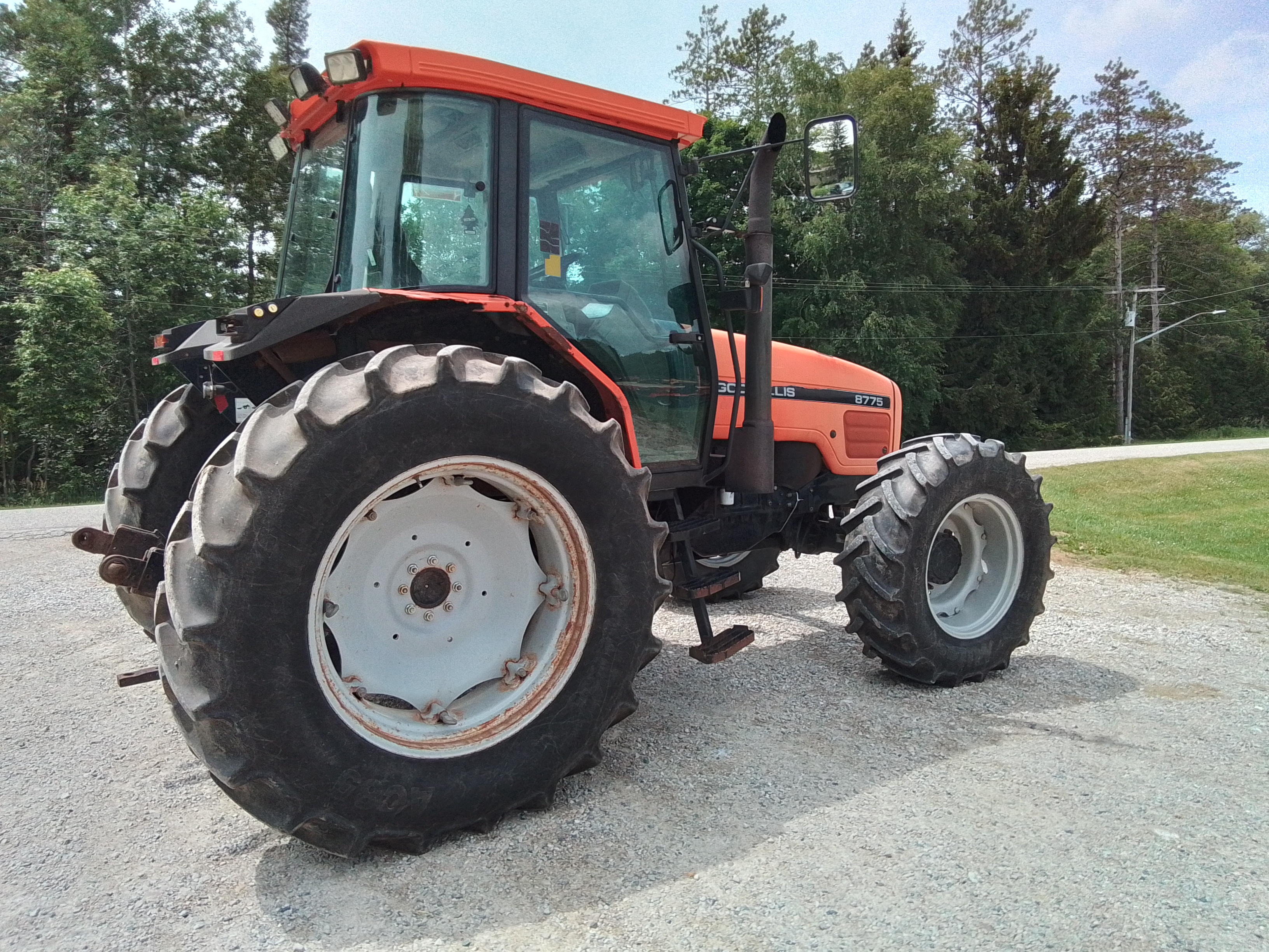 1997 AGCO Allis 8775 Tractor