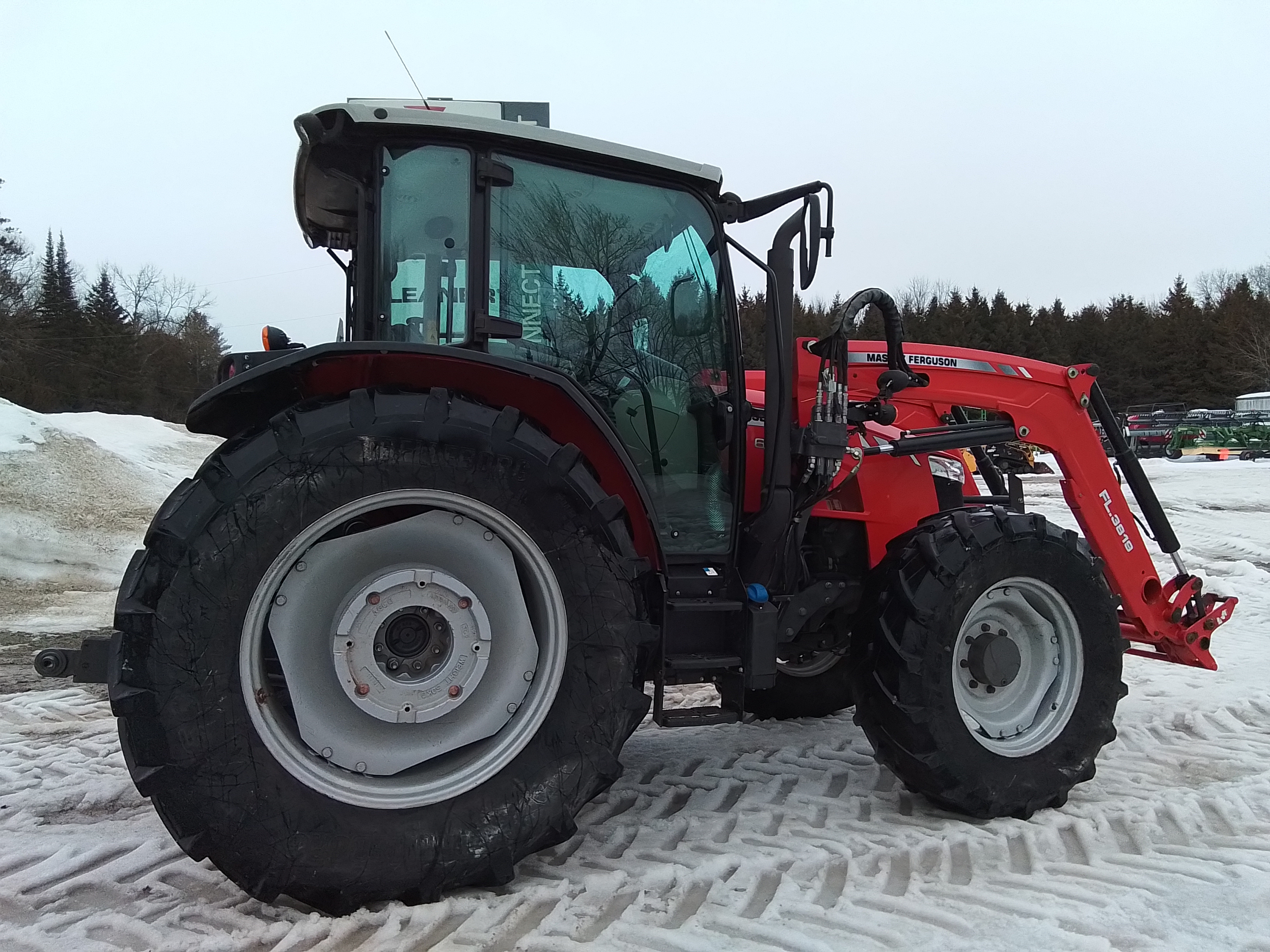 2020 Massey Ferguson 6712 Tractor