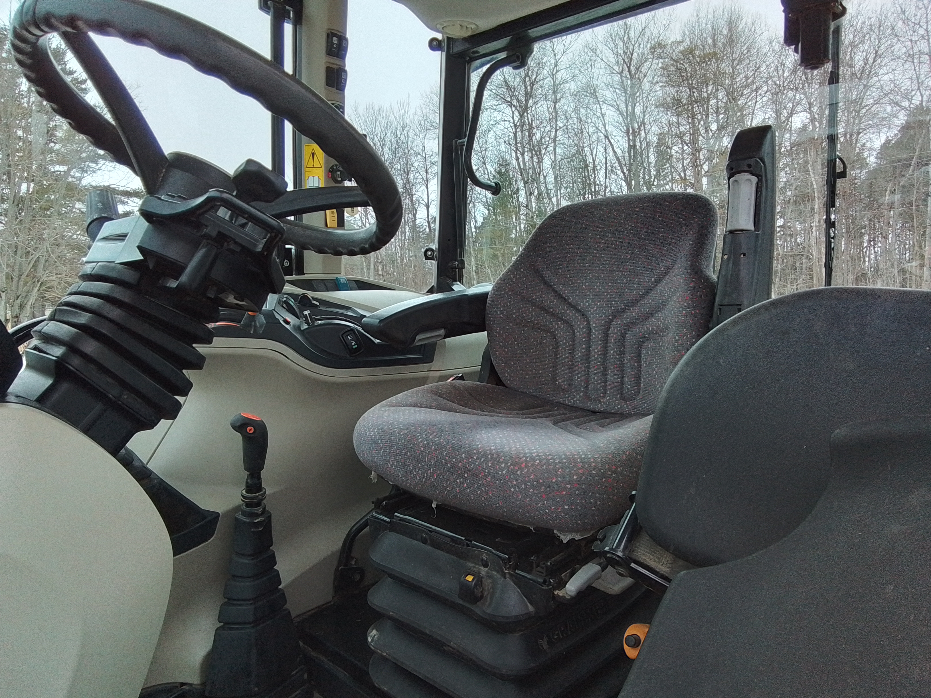 2020 Massey Ferguson 6712 Tractor