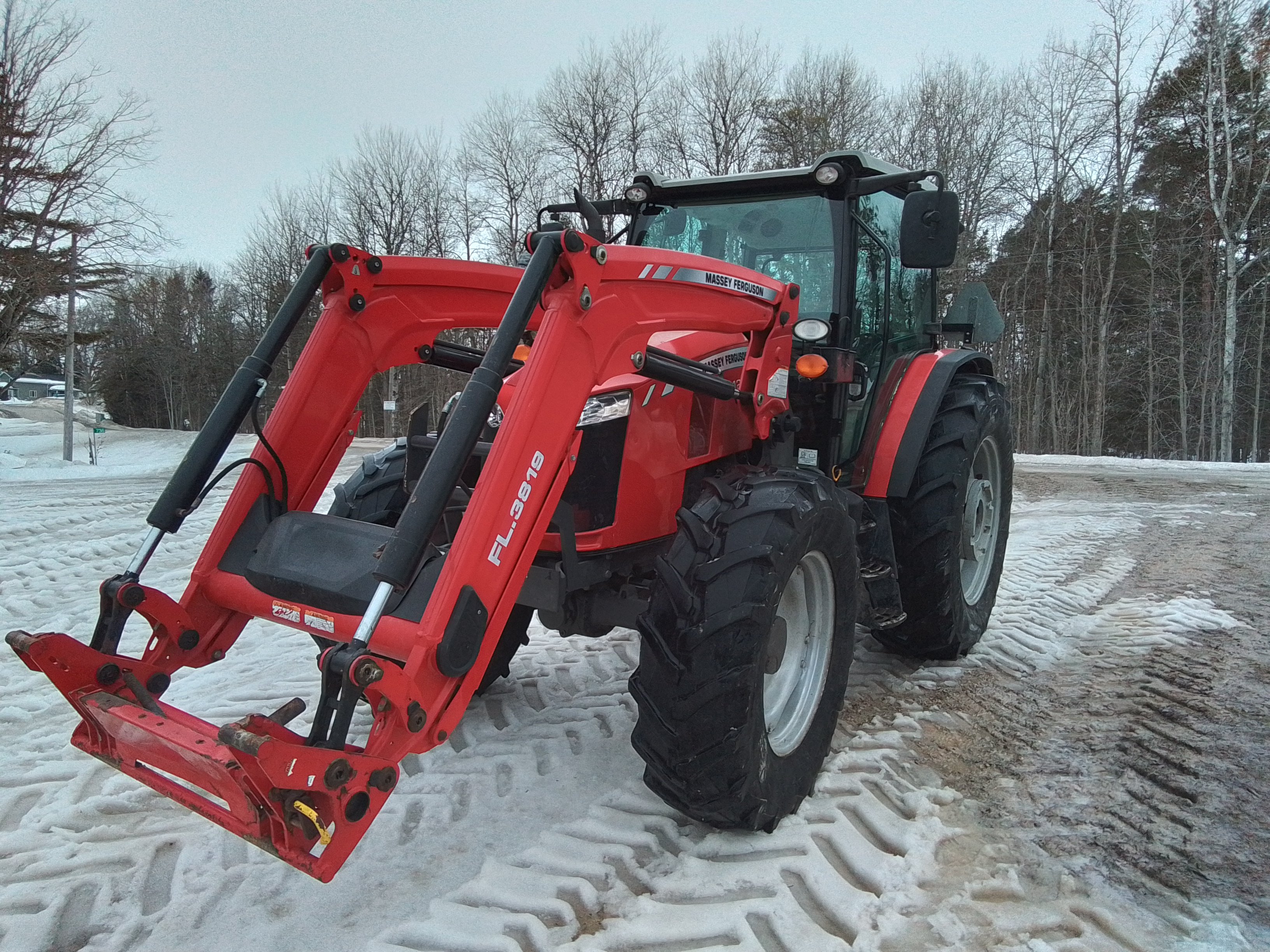 2020 Massey Ferguson 6712 Tractor