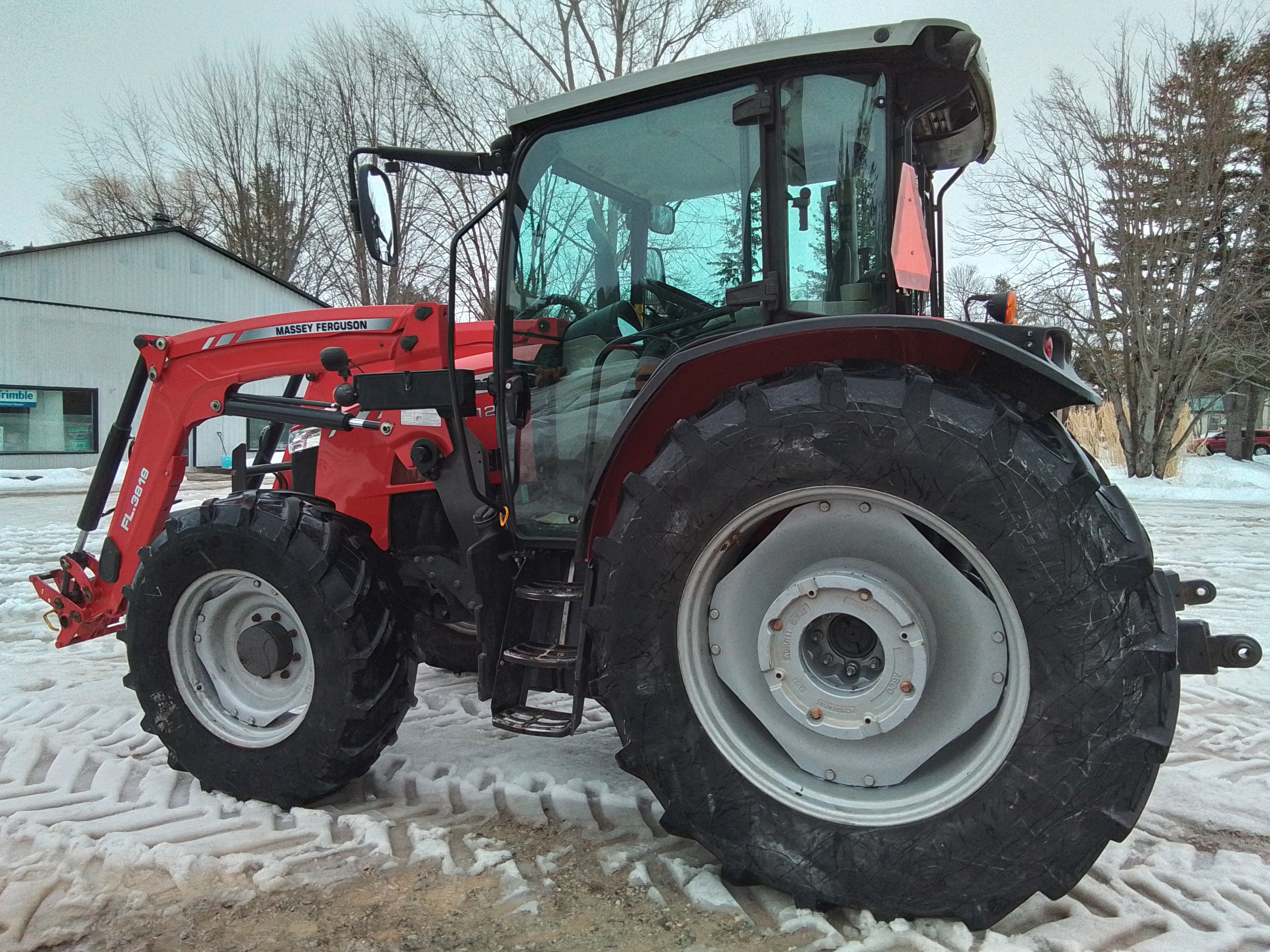 2020 Massey Ferguson 6712 Tractor