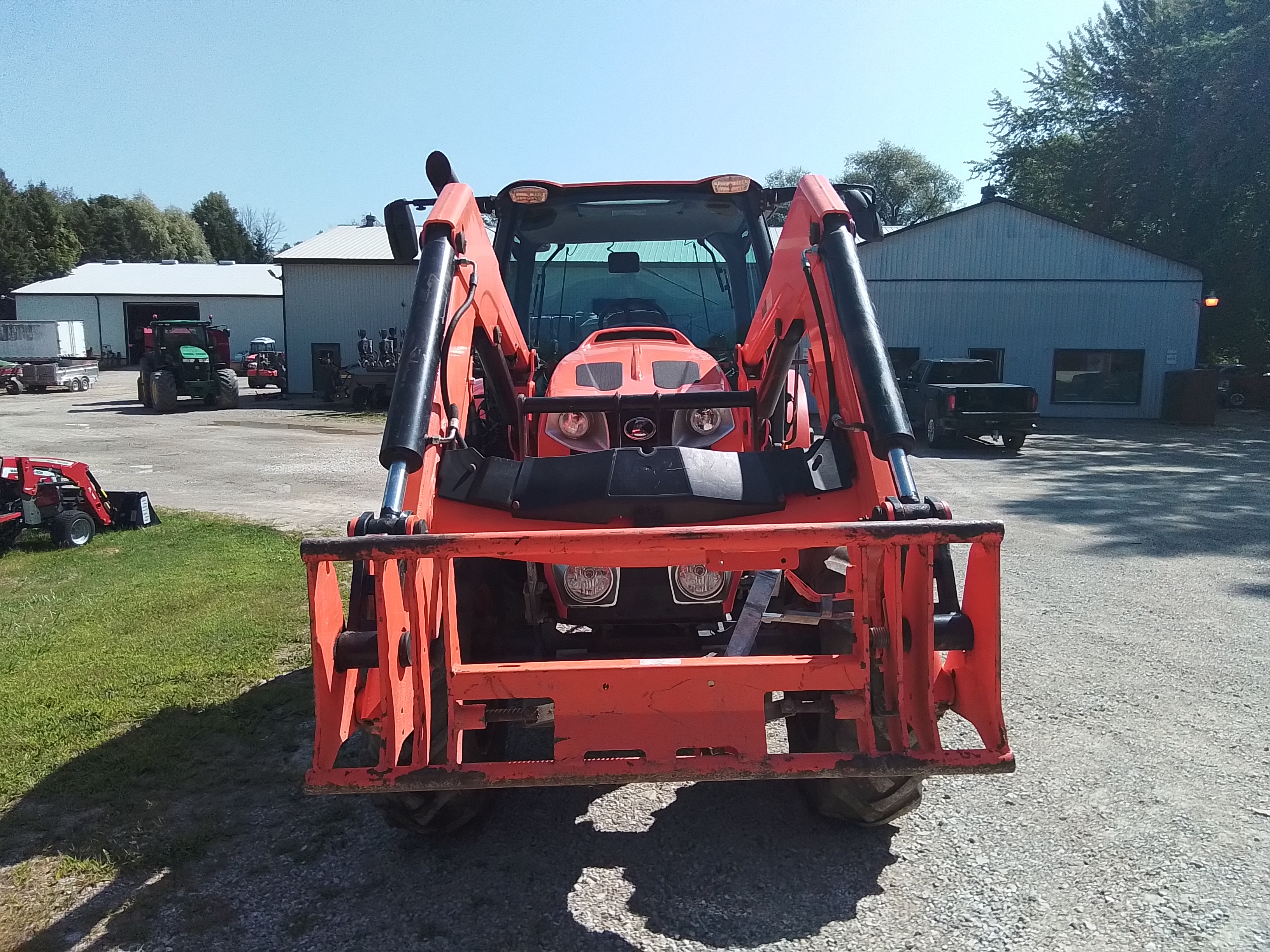 2016 Kubota M6-111DTCC-F Tractor