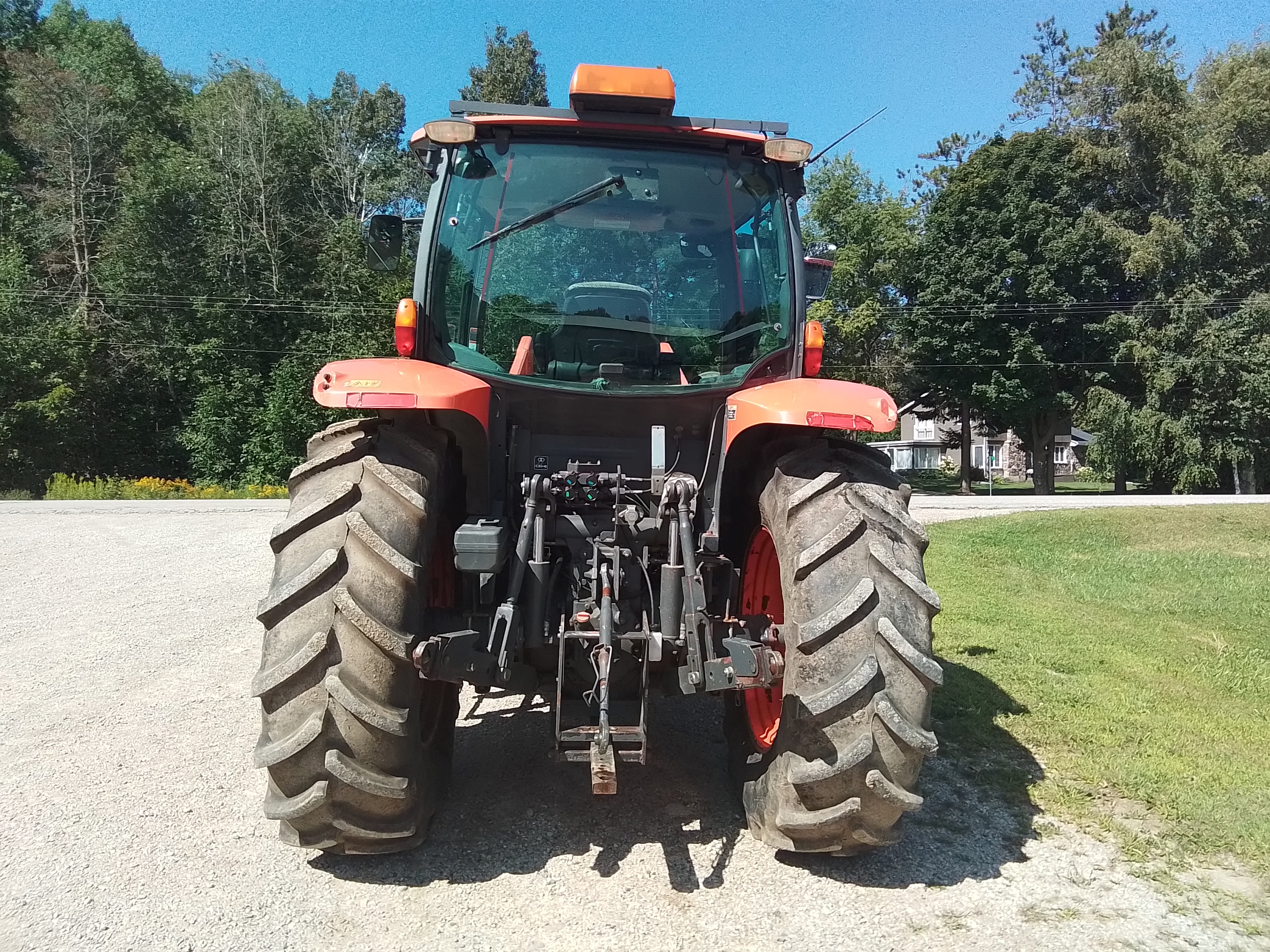 2016 Kubota M6-111DTCC-F Tractor