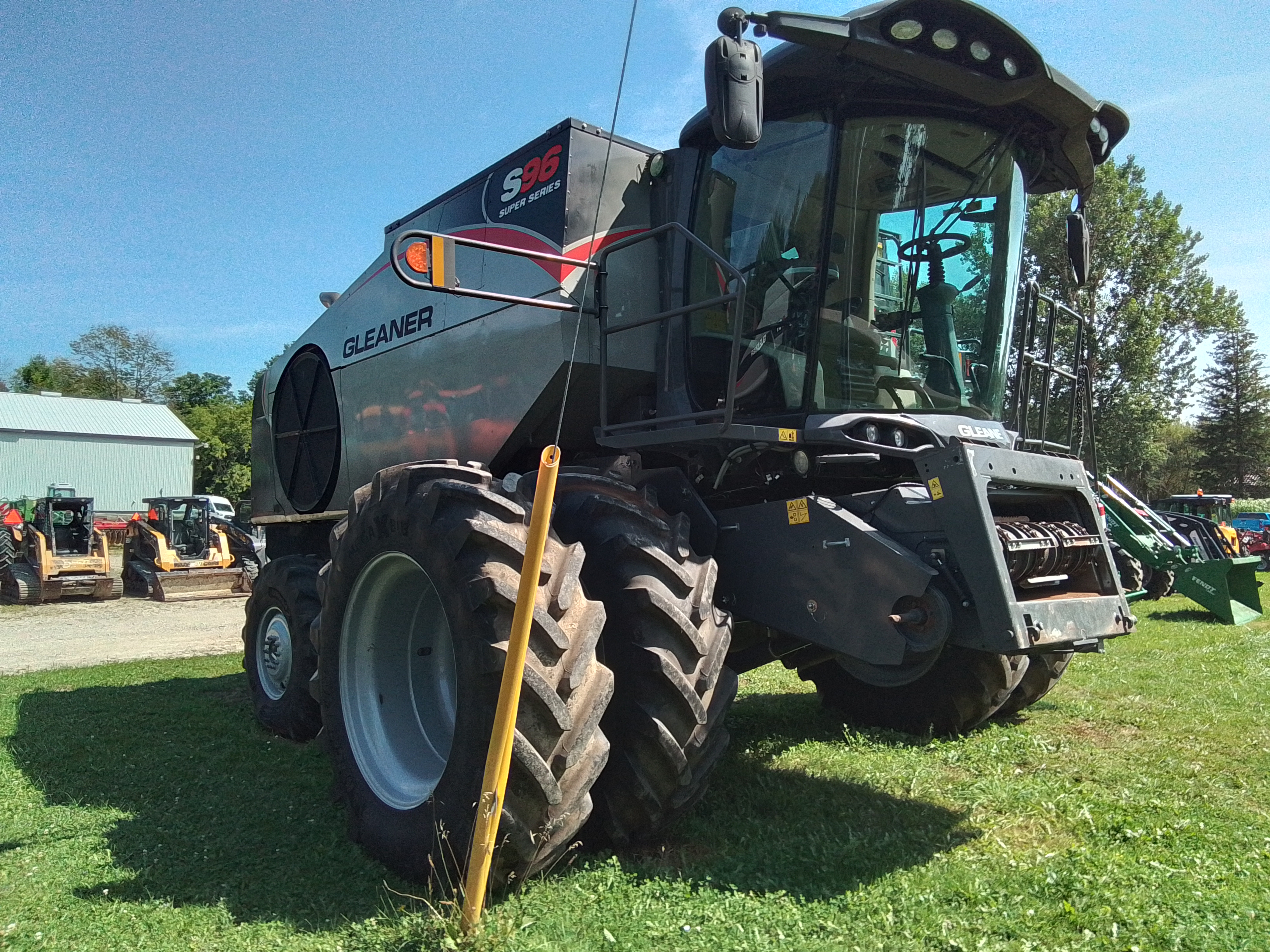 2022 Gleaner S96 Combine