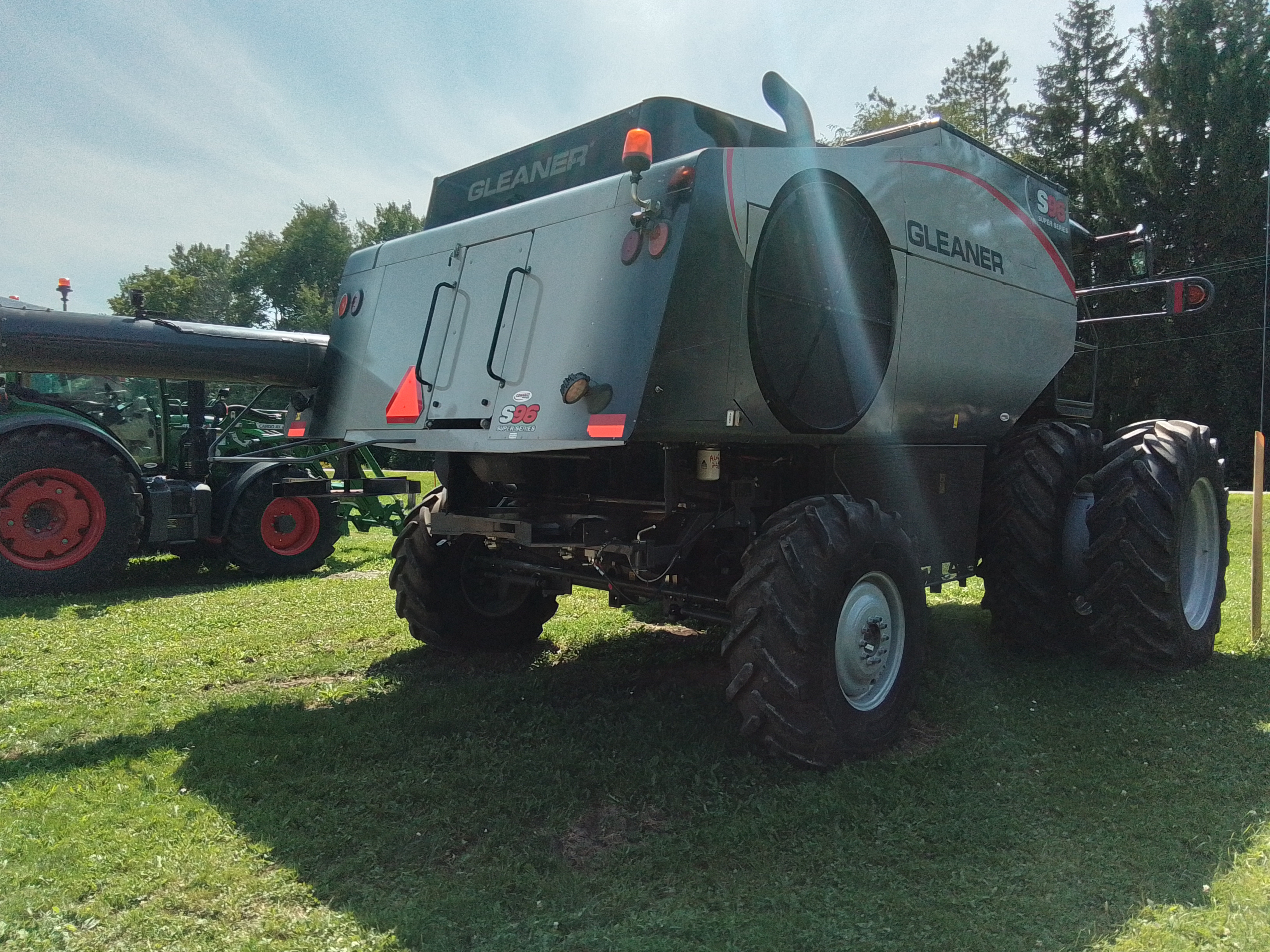 2022 Gleaner S96 Combine
