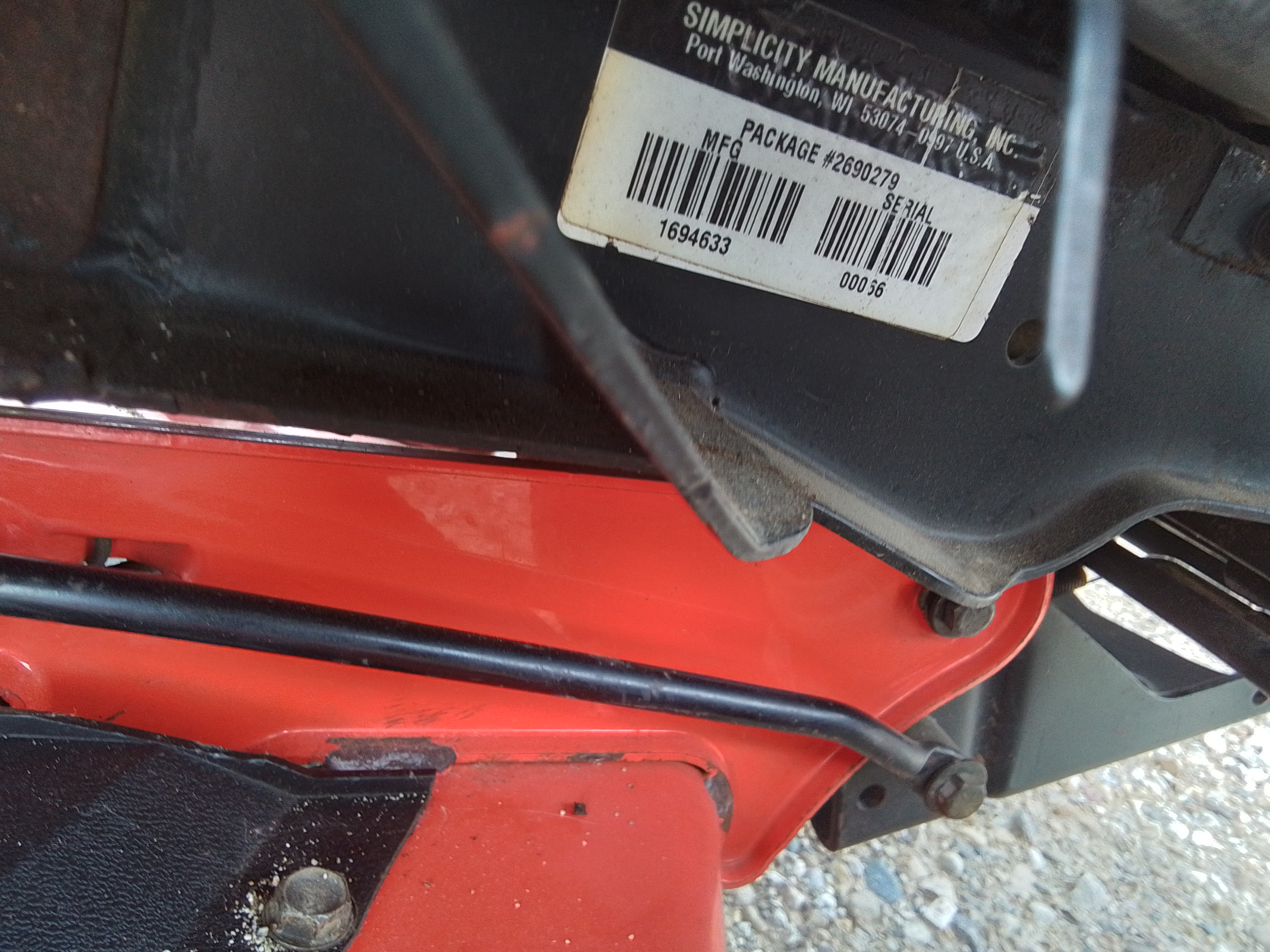 2004 AGCO 1620HV Mower/Riding