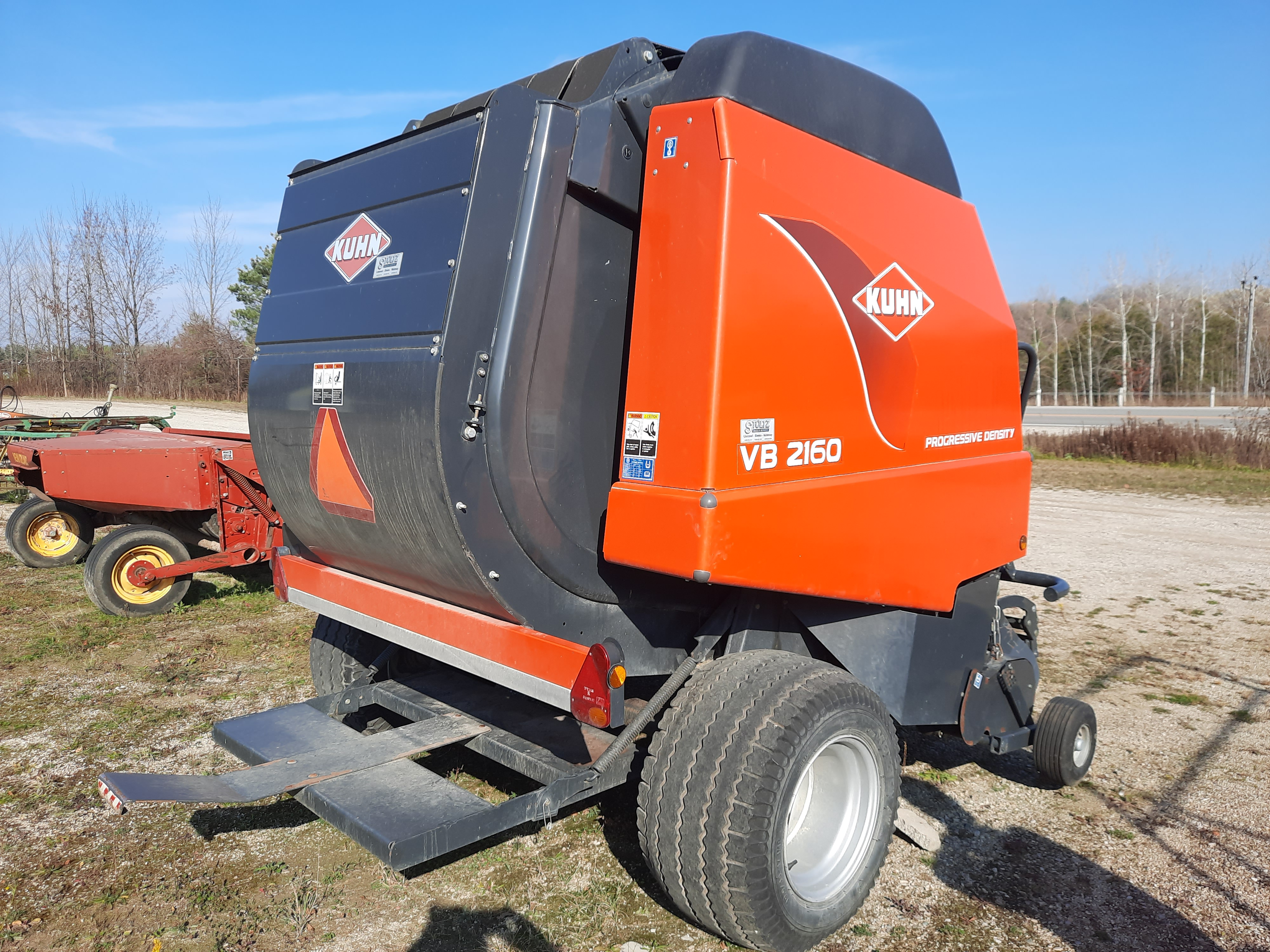 Kuhn VB2160 Misc