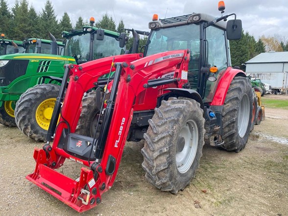 2016 Massey Ferguson 5713SL Tractor