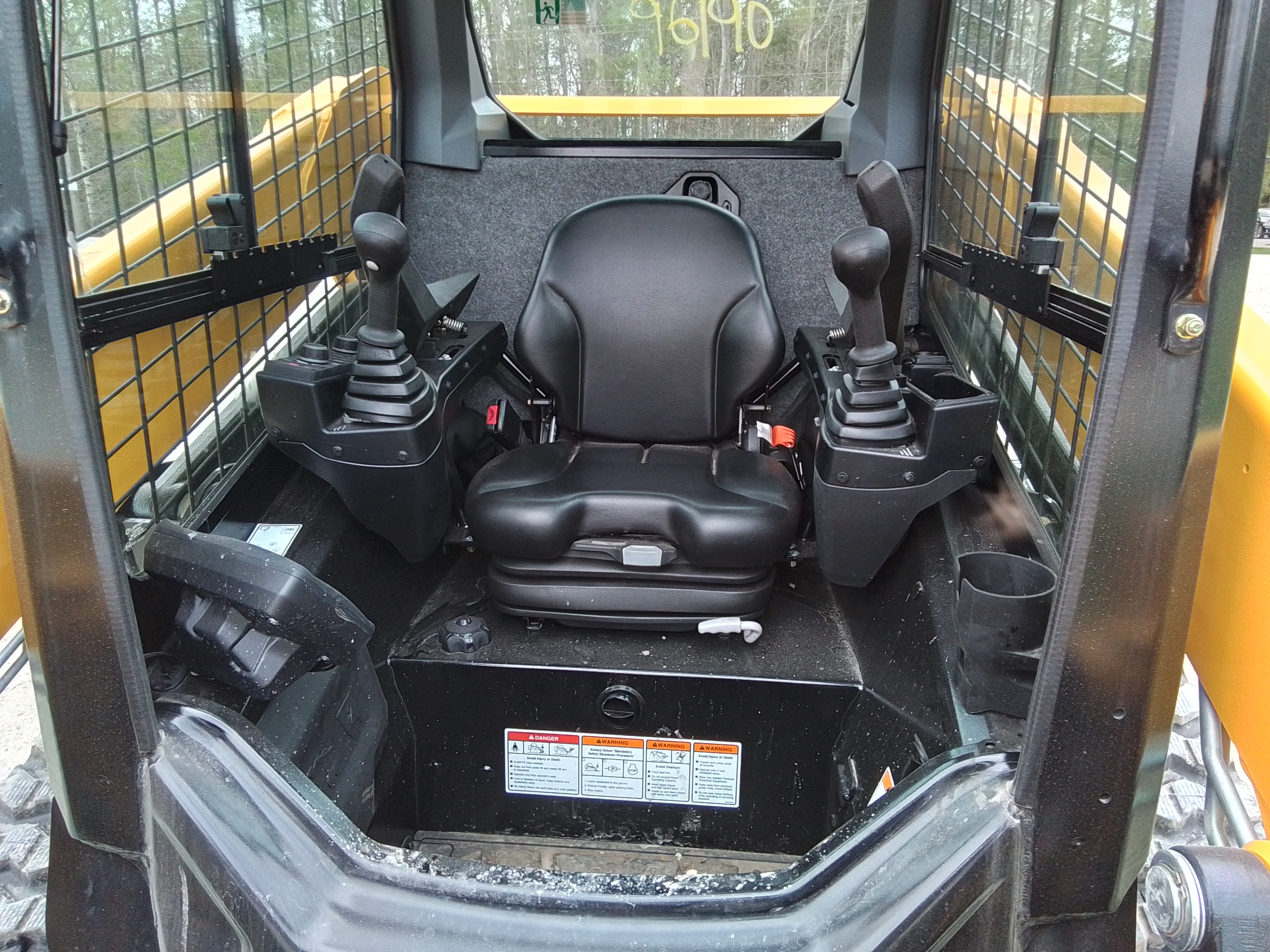 Gehl VT210 Compact Track Loader