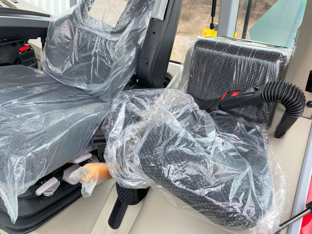 Massey Ferguson 7S.155 Tractor