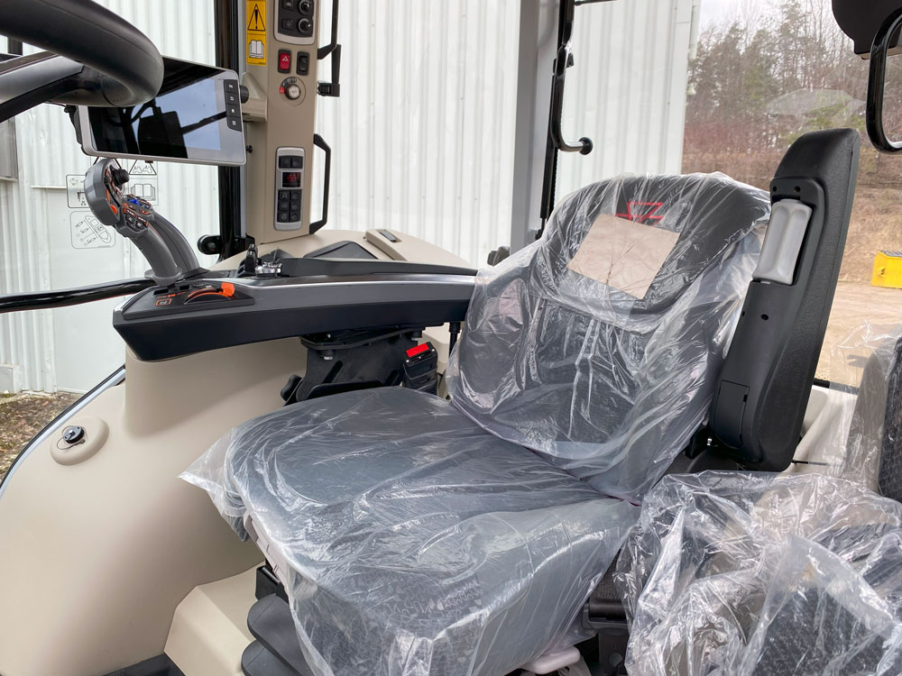 Massey Ferguson 7S.155 Tractor