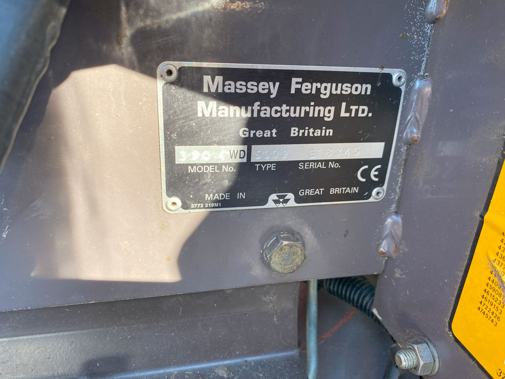 1996 Massey Ferguson 390 Tractor