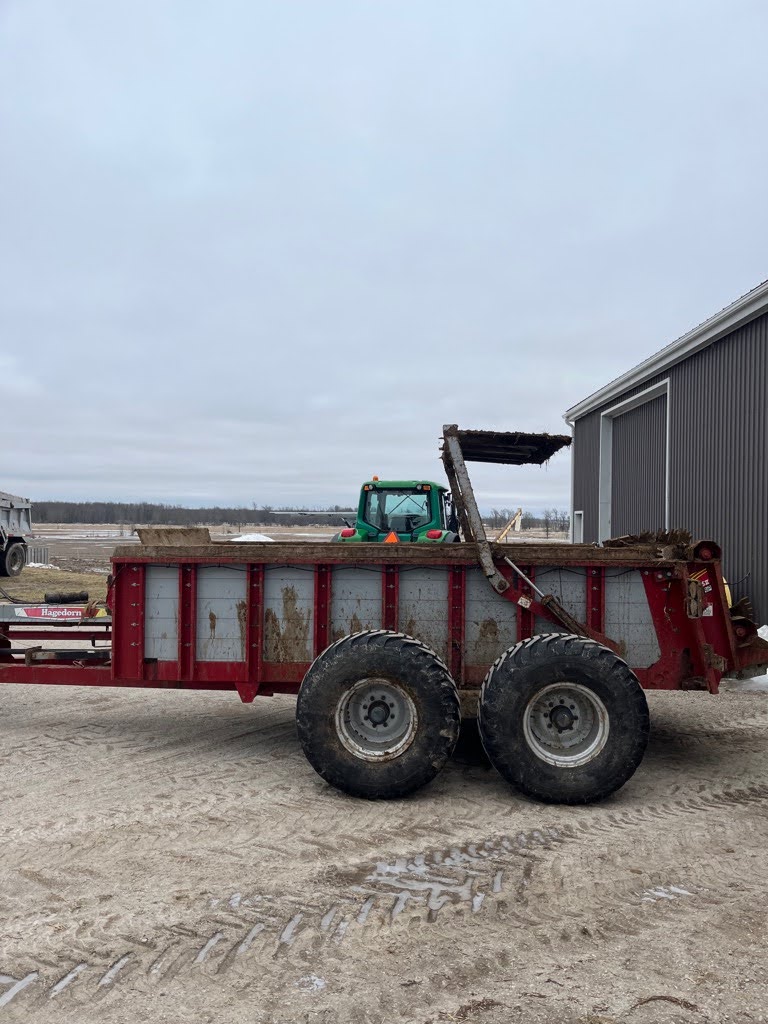 2009 Hagedorn 227 Manure Spreader