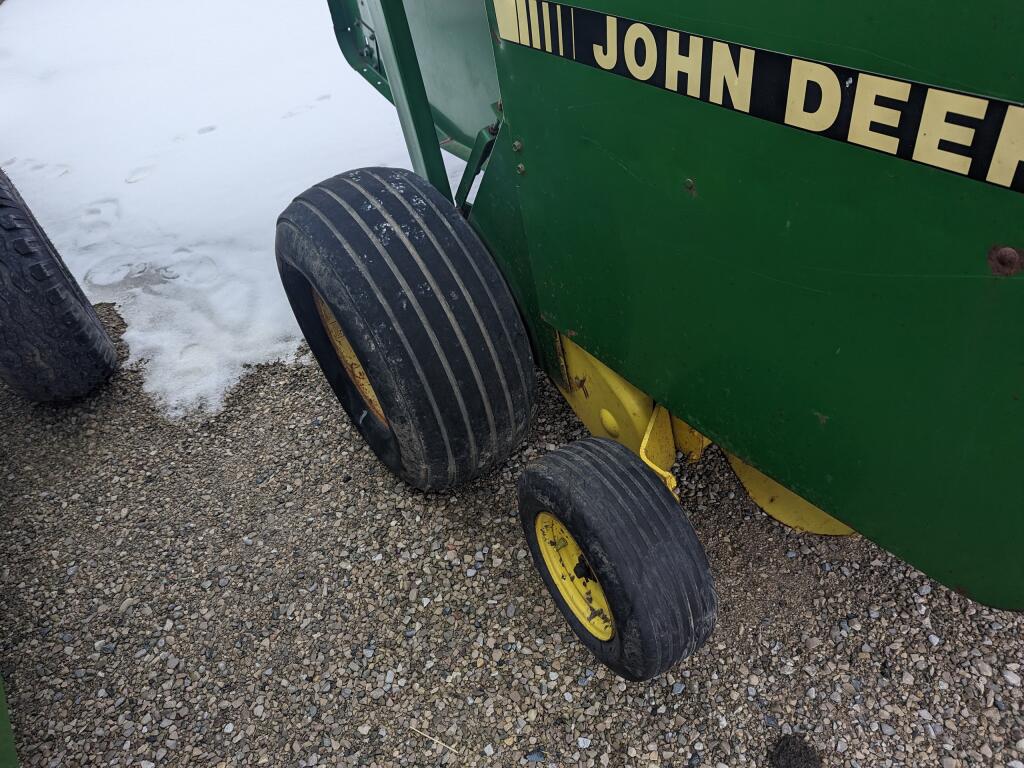 1990 John Deere 435 Baler/Round