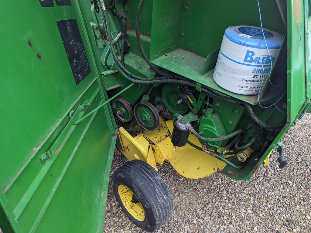 1990 John Deere 435 Baler/Round