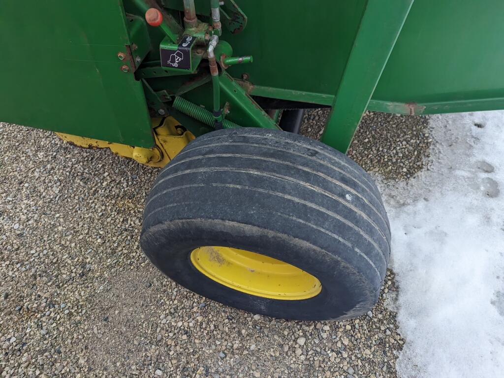 1990 John Deere 435 Baler/Round