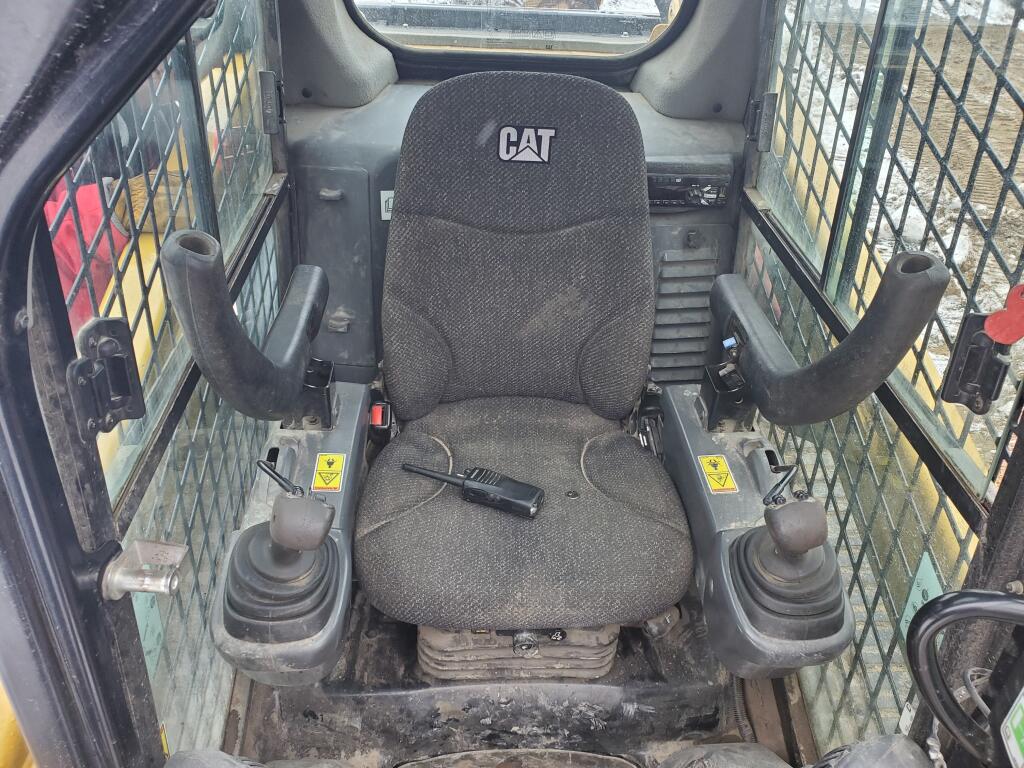 2018 Caterpillar 259D Compact Track Loader