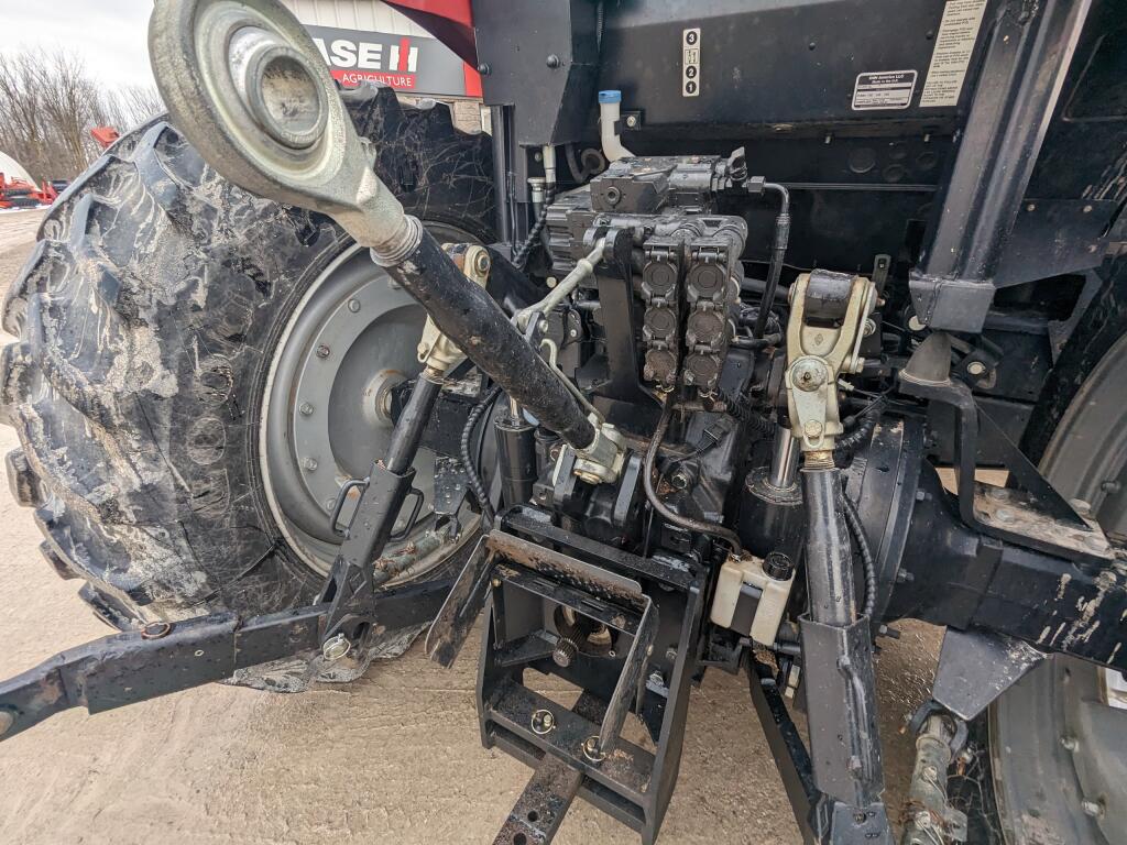 2014 Case IH Puma 160 Tractor