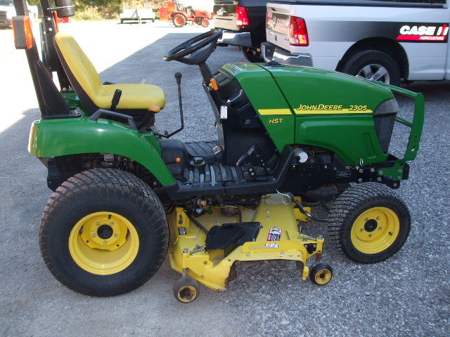 2010 John Deere 2305 Tractor