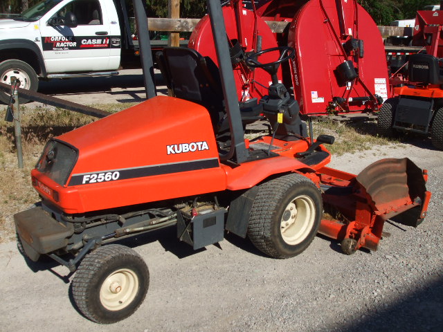 2003 Kubota F2560 Mower/Front Deck