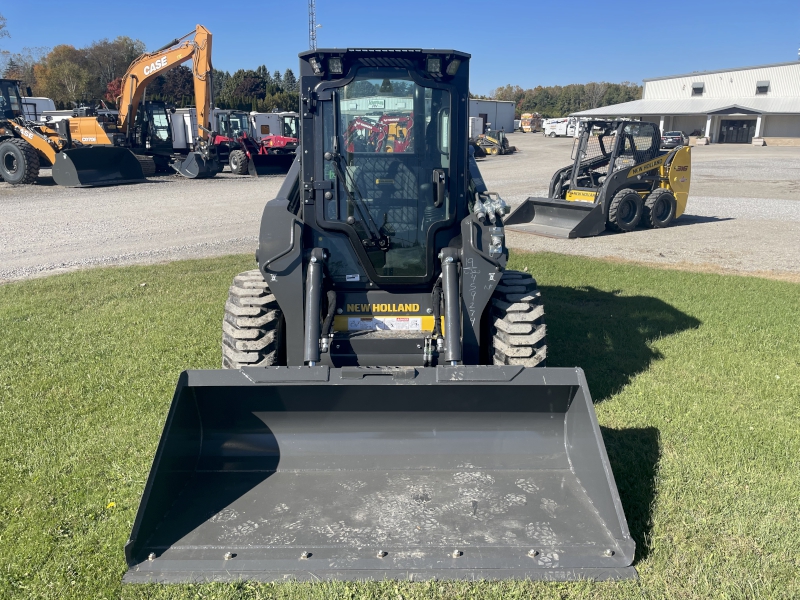 2024 New Holland L320 Skid Steer Loader