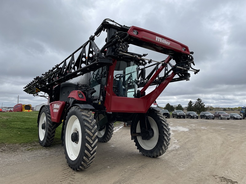 2020 Miller NITRO 7310 Sprayer/High Clearance