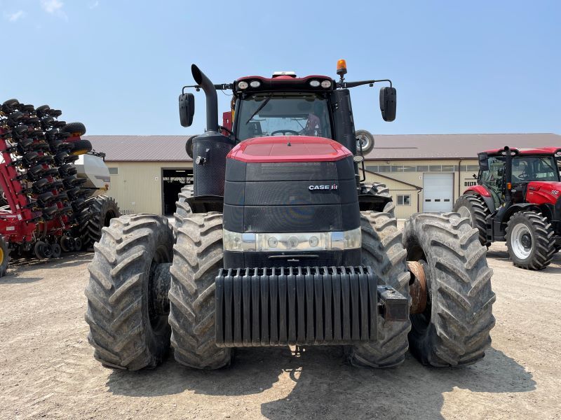 2019 Case IH MAGNUM 340 Tractor