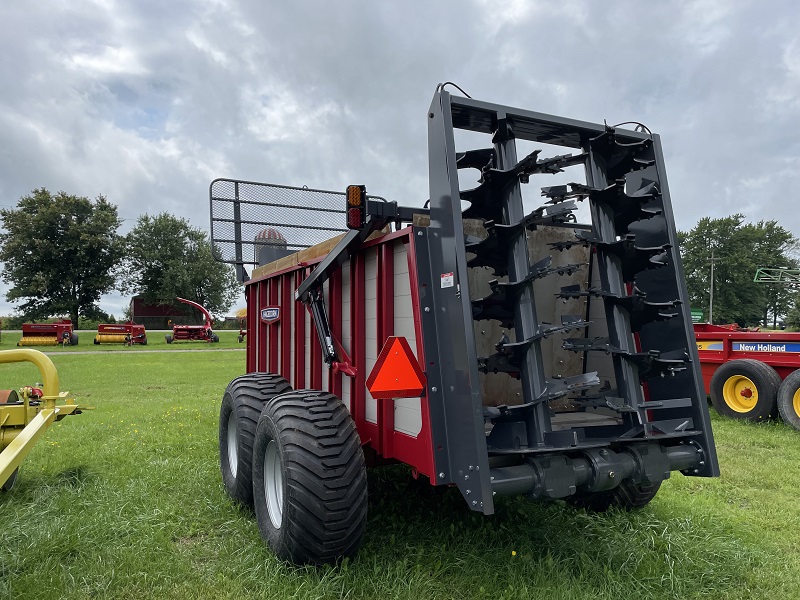 2023 Hagedorn 5440 Manure Spreader