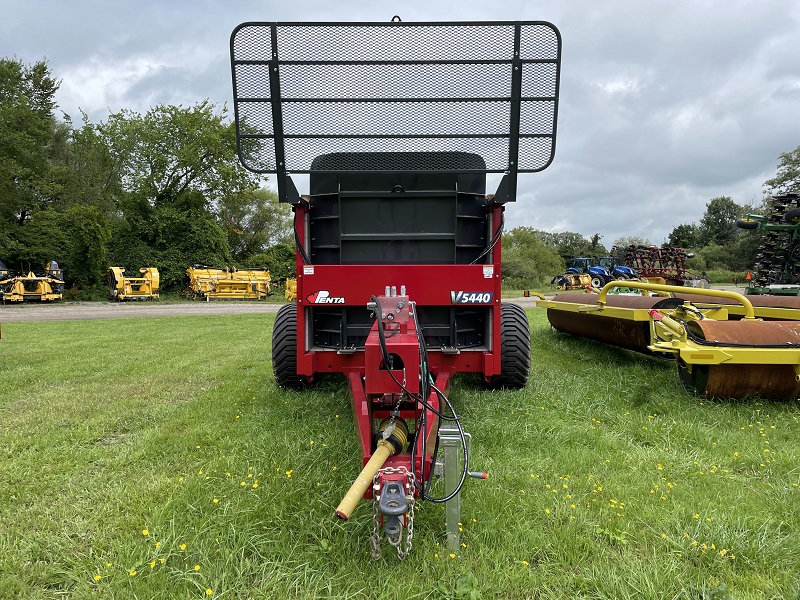 2023 Hagedorn 5440 Manure Spreader